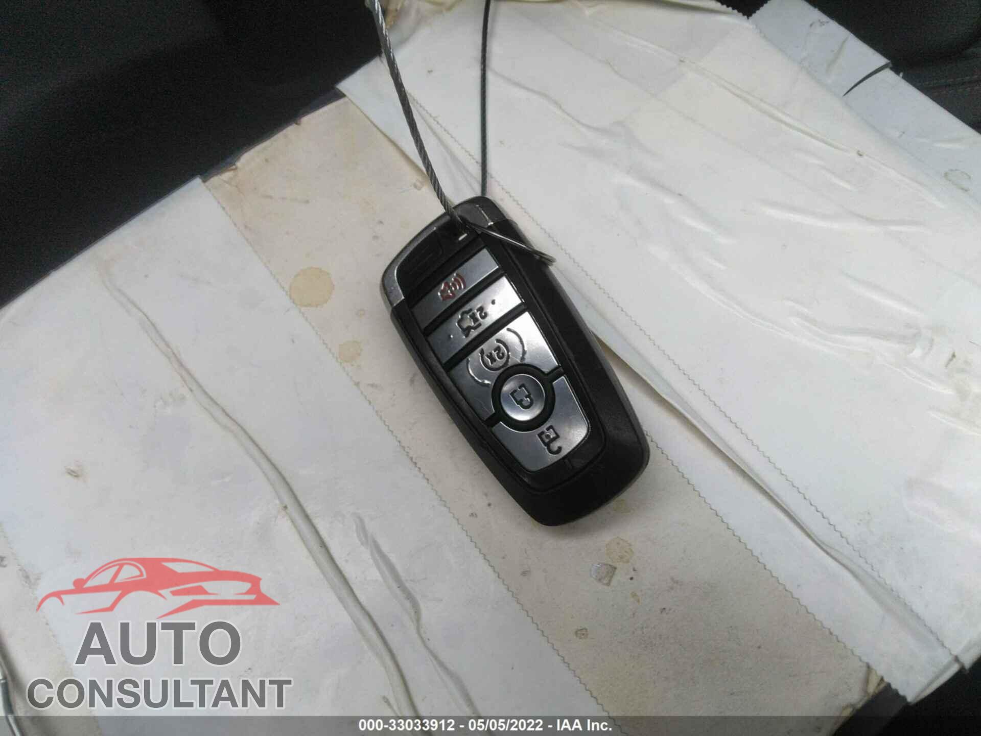 FORD MUSTANG 2018 - 1FATP8UH2J5118214
