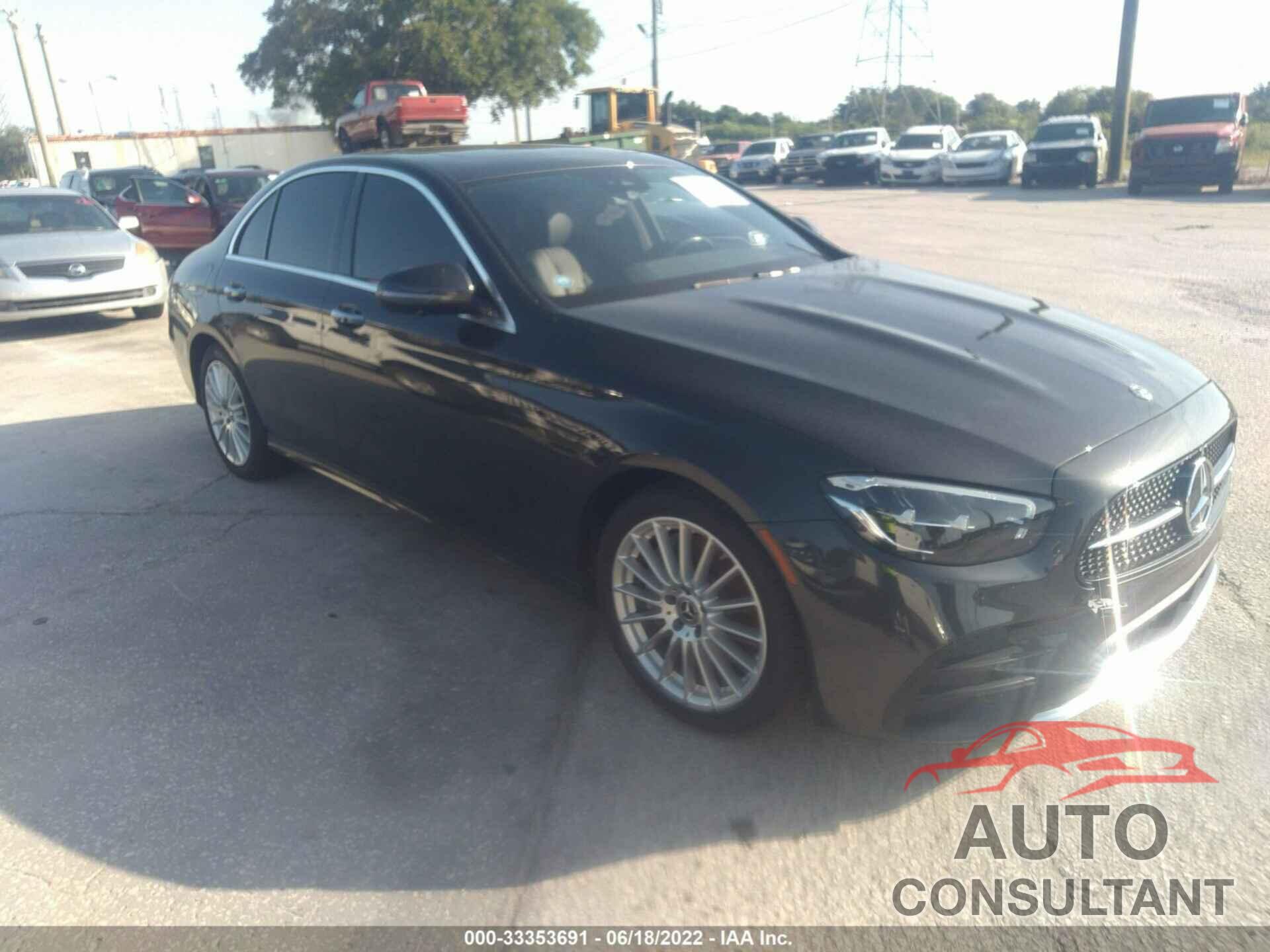 MERCEDES-BENZ E-CLASS 2021 - W1KZF8DB8MA906211