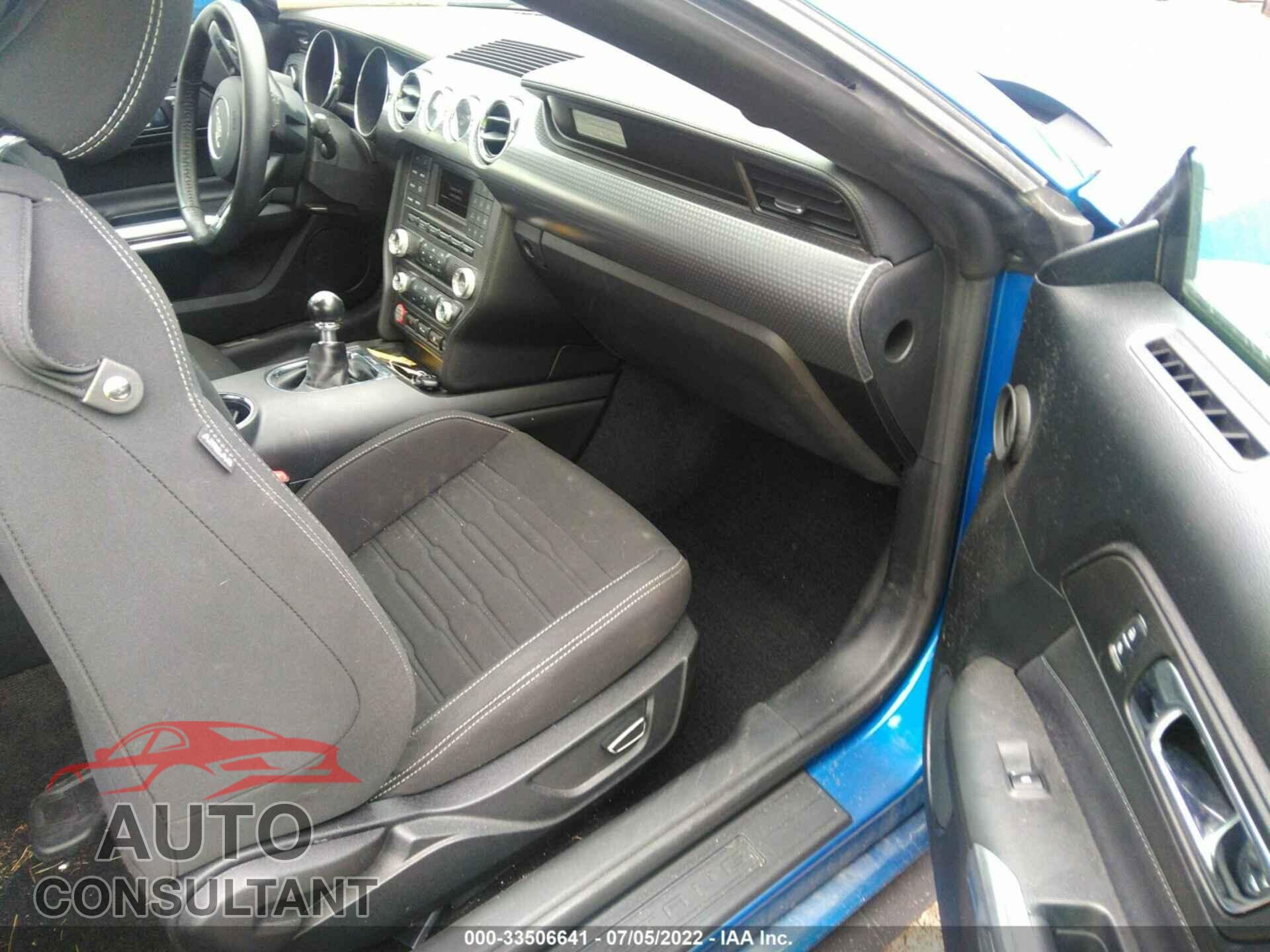 FORD MUSTANG 2017 - 1FA6P8CF0H5280592