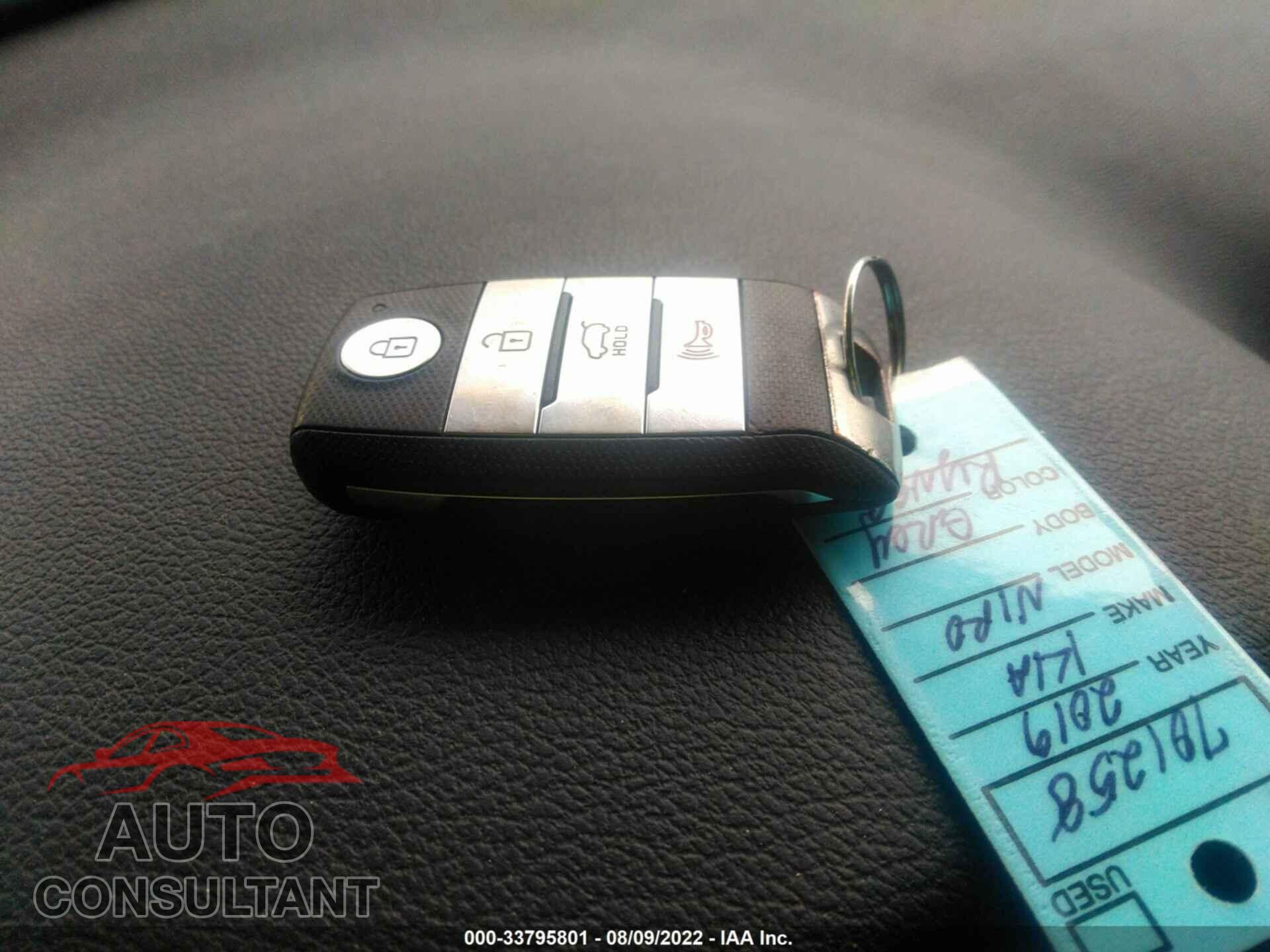 KIA NIRO 2019 - KNDCC3LC1K5259615