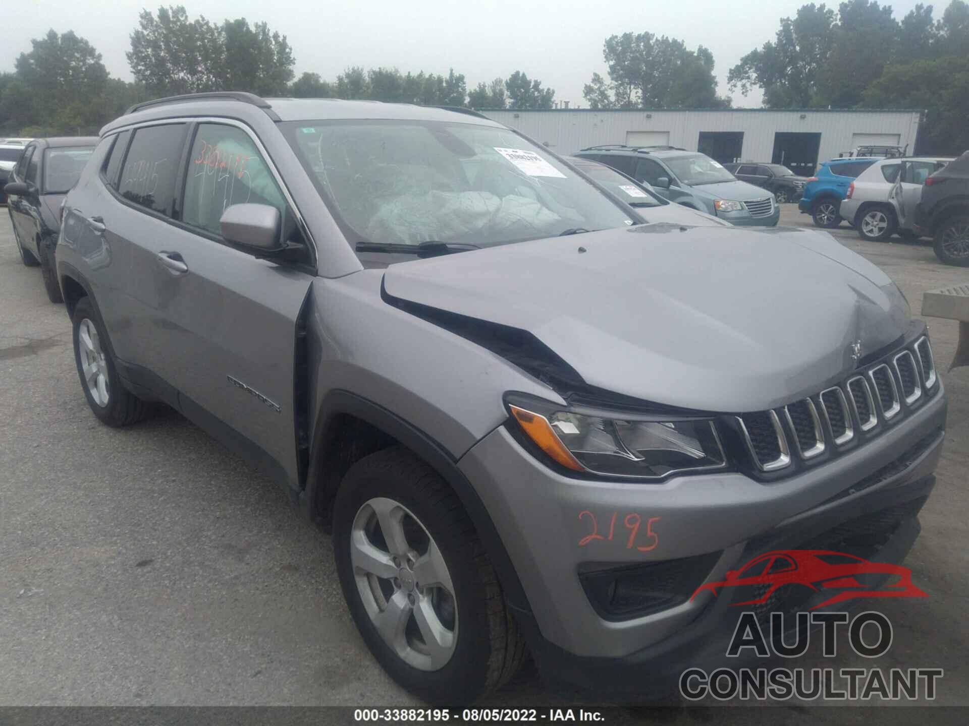 JEEP COMPASS 2018 - 3C4NJDBB0JT349415