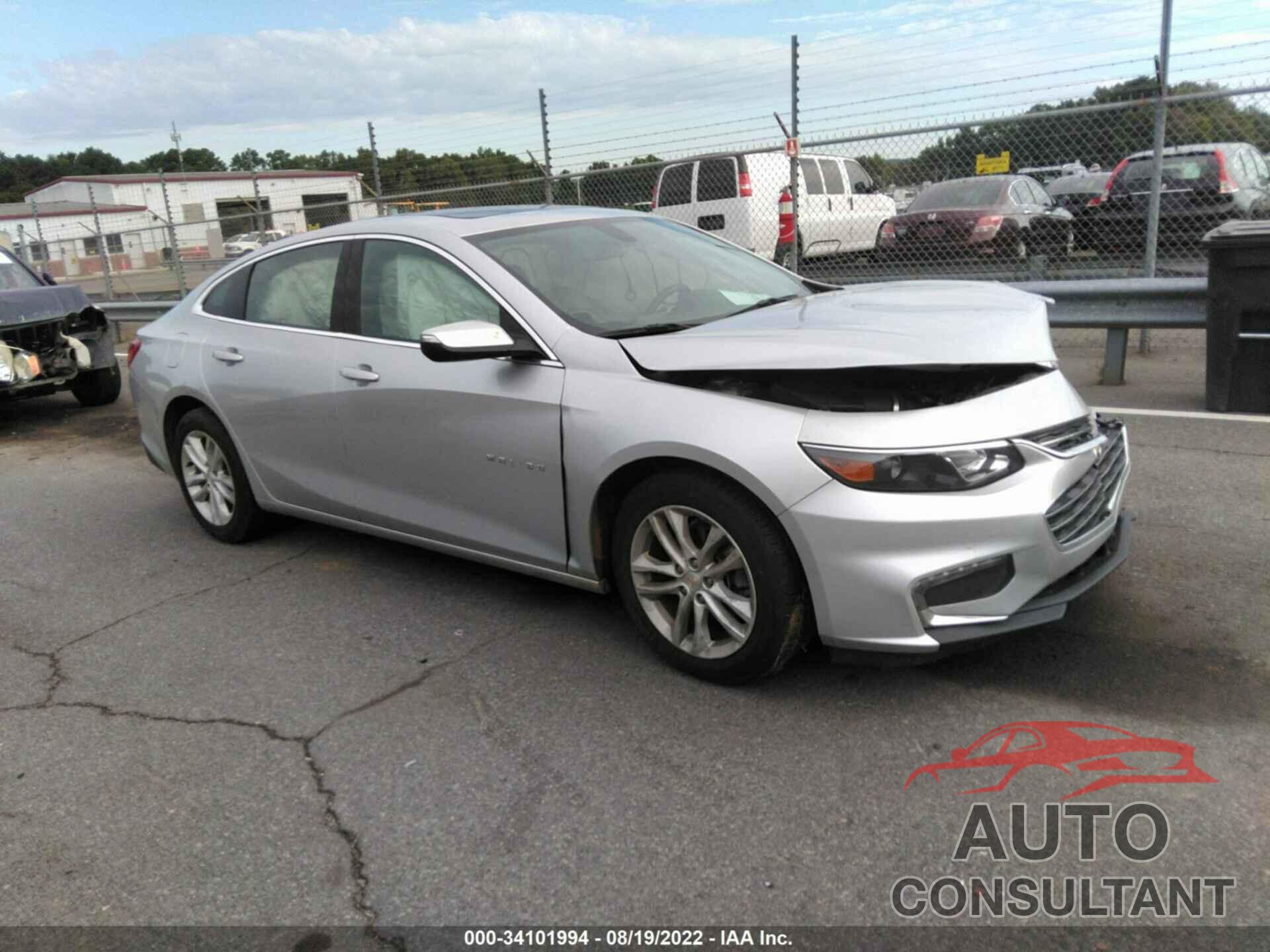 CHEVROLET MALIBU 2018 - 1G1ZD5ST8JF150915