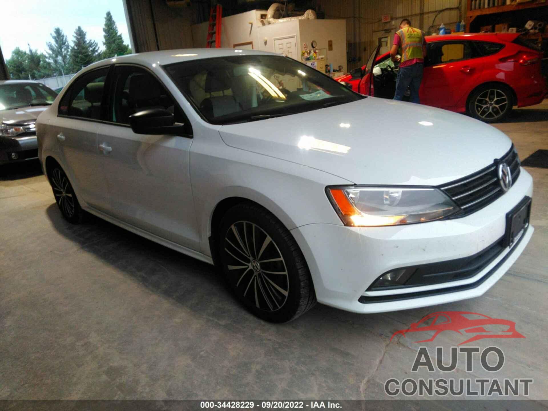 VOLKSWAGEN JETTA SEDAN 2016 - 3VWD17AJ9GM215041