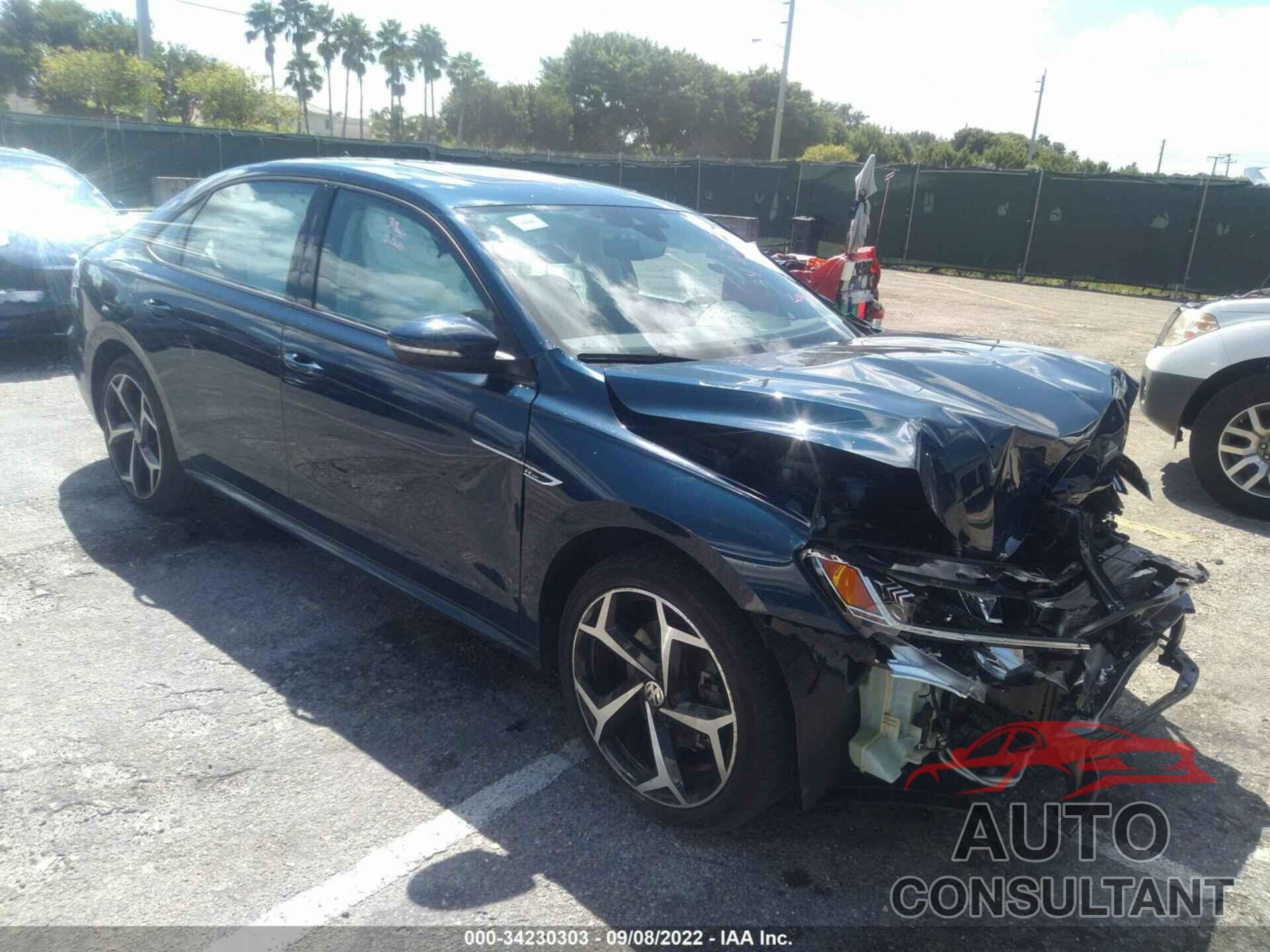 VOLKSWAGEN PASSAT 2020 - 1VWMA7A32LC020315