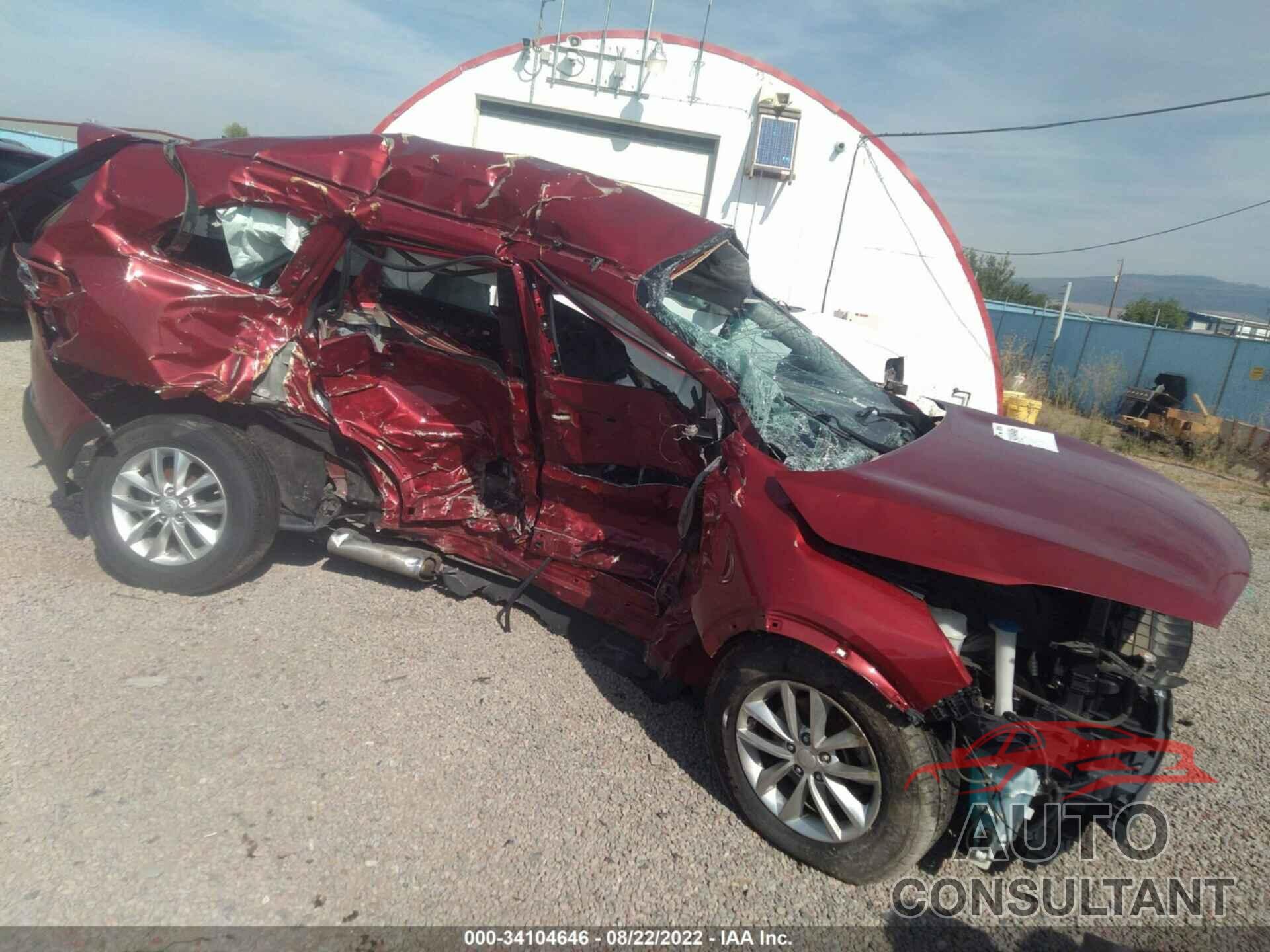 KIA SORENTO 2016 - 5XYPGDA51GG111804