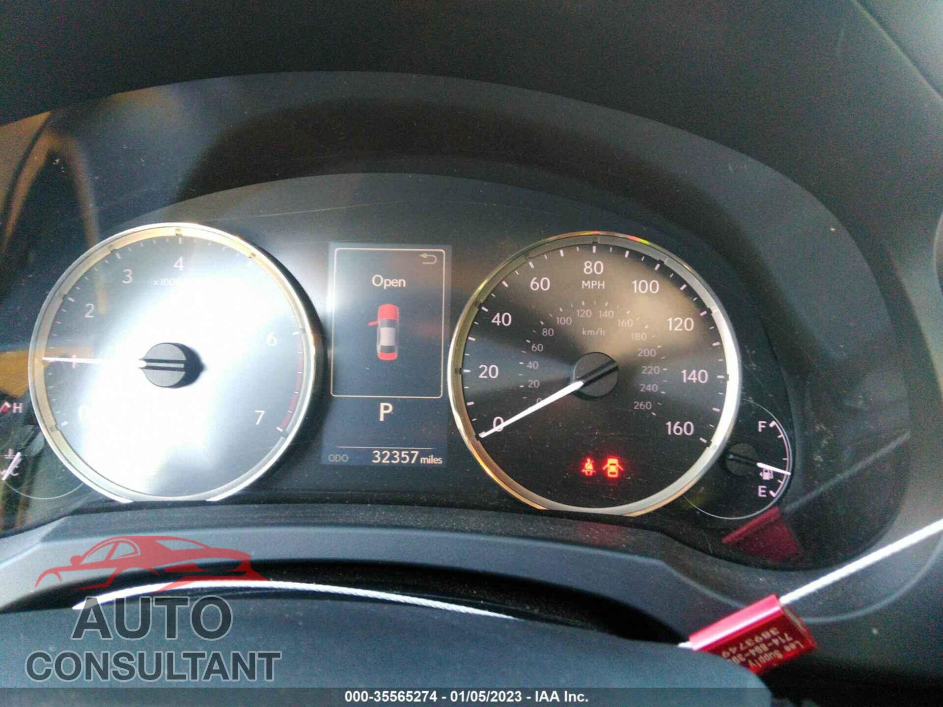 LEXUS IS 2017 - JTHBA1D26H5049269