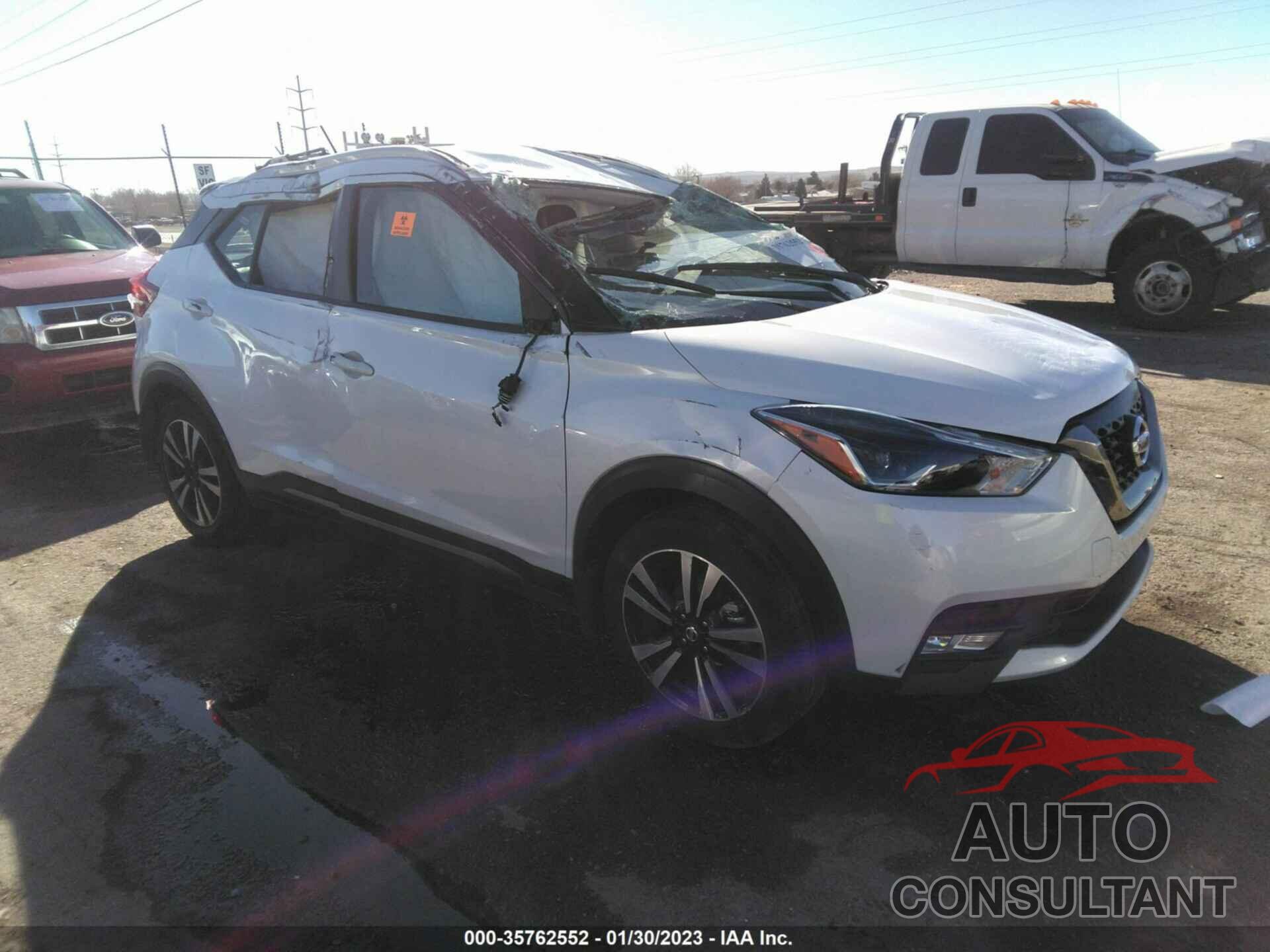 NISSAN KICKS 2019 - 3N1CP5CU8KL548535