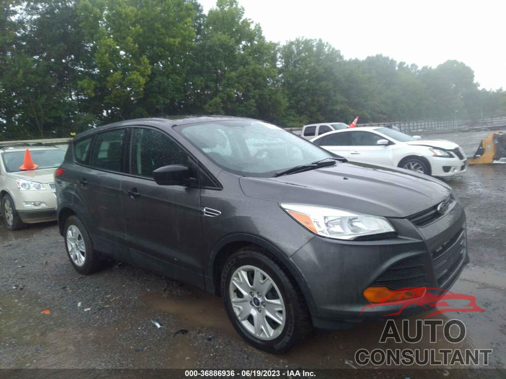 FORD ESCAPE 2015 - 1FMCU0F71FUB45860
