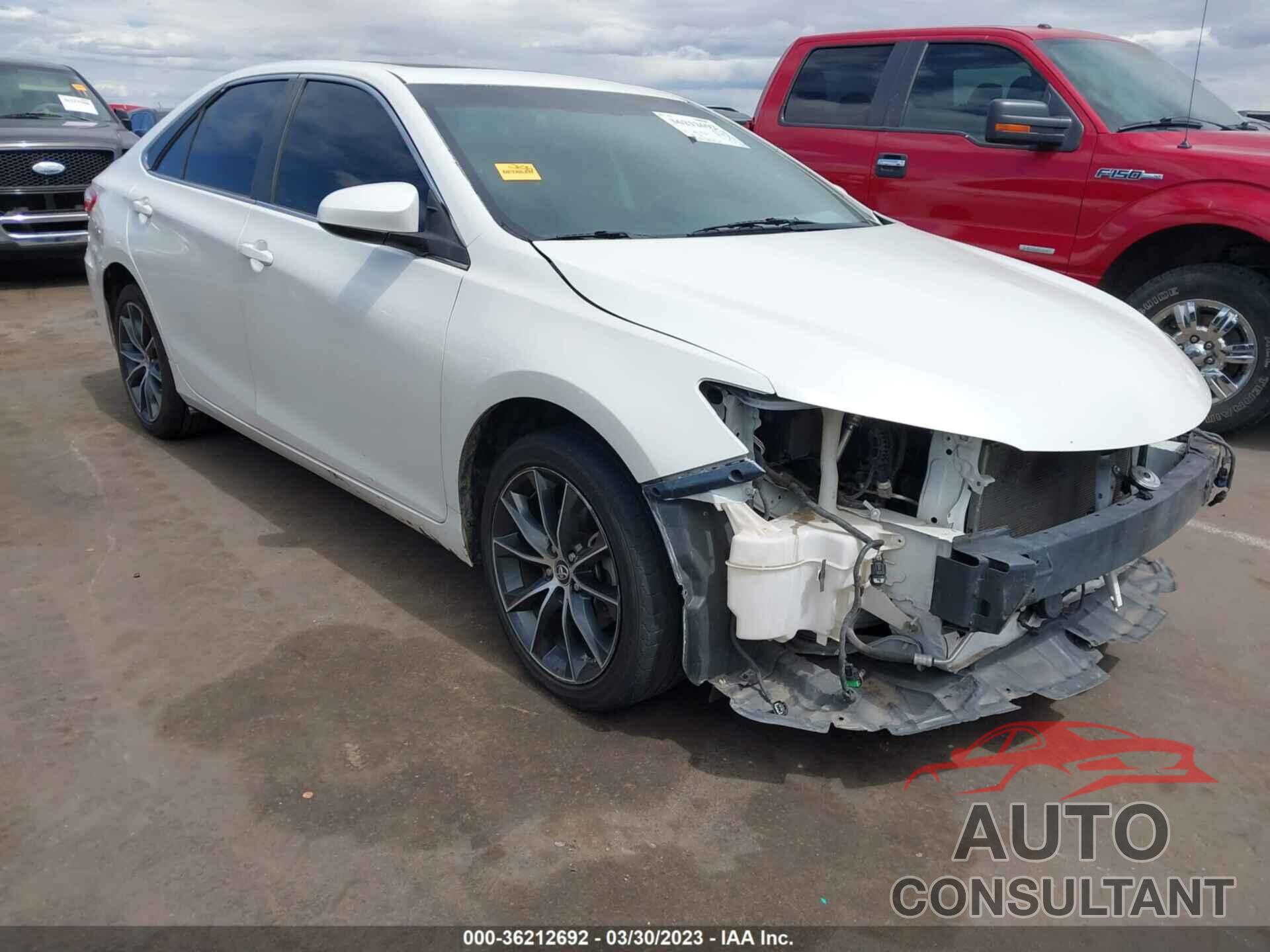 TOYOTA CAMRY 2015 - 4T1BF1FK6FU104639