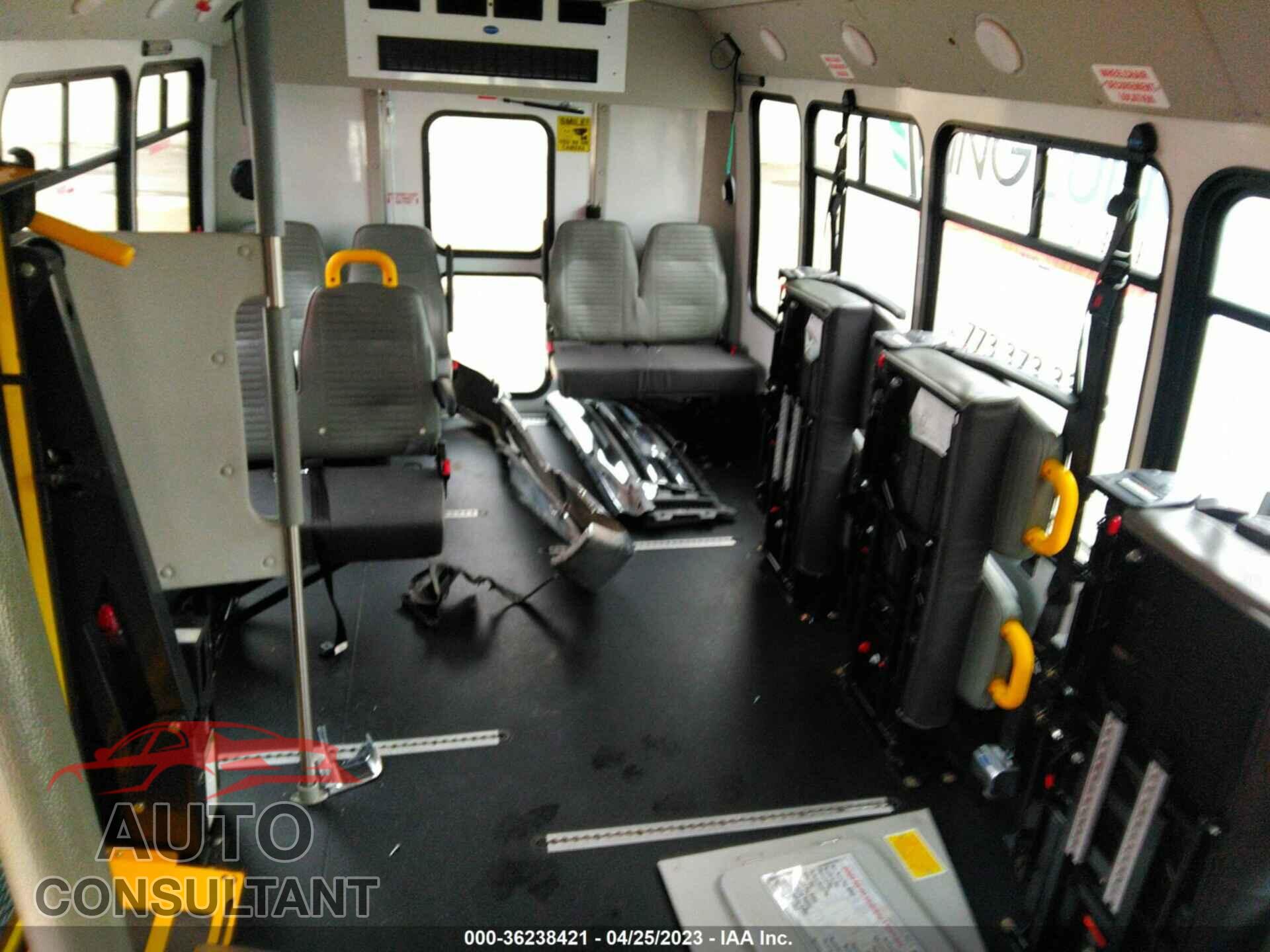 FORD E-350 CUTAWAY 2019 - 1FDEE3FS6KDC65367