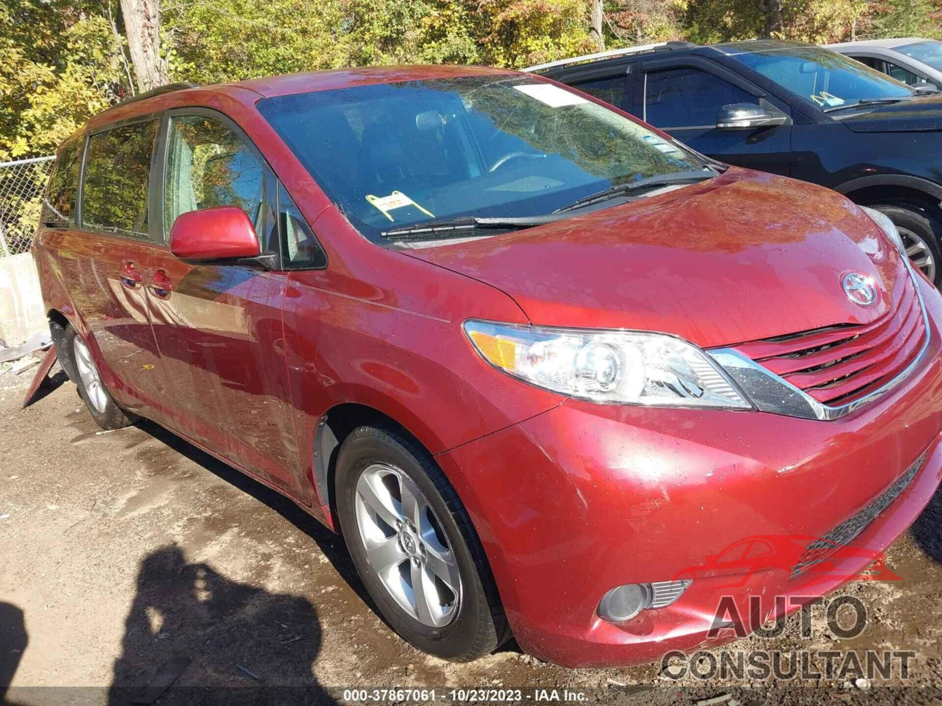 TOYOTA SIENNA 2017 - 5TDKZ3DC5HS851238