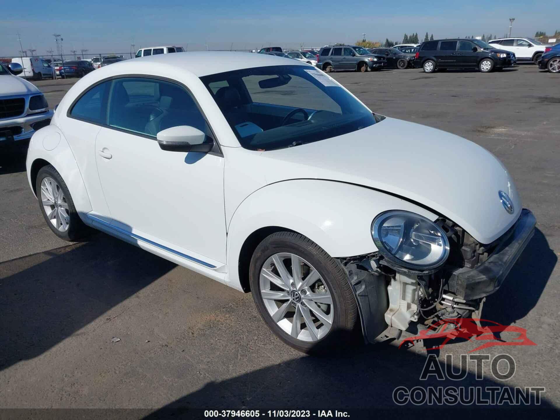 VOLKSWAGEN BEETLE 2017 - 3VWJ17ATXHM612294