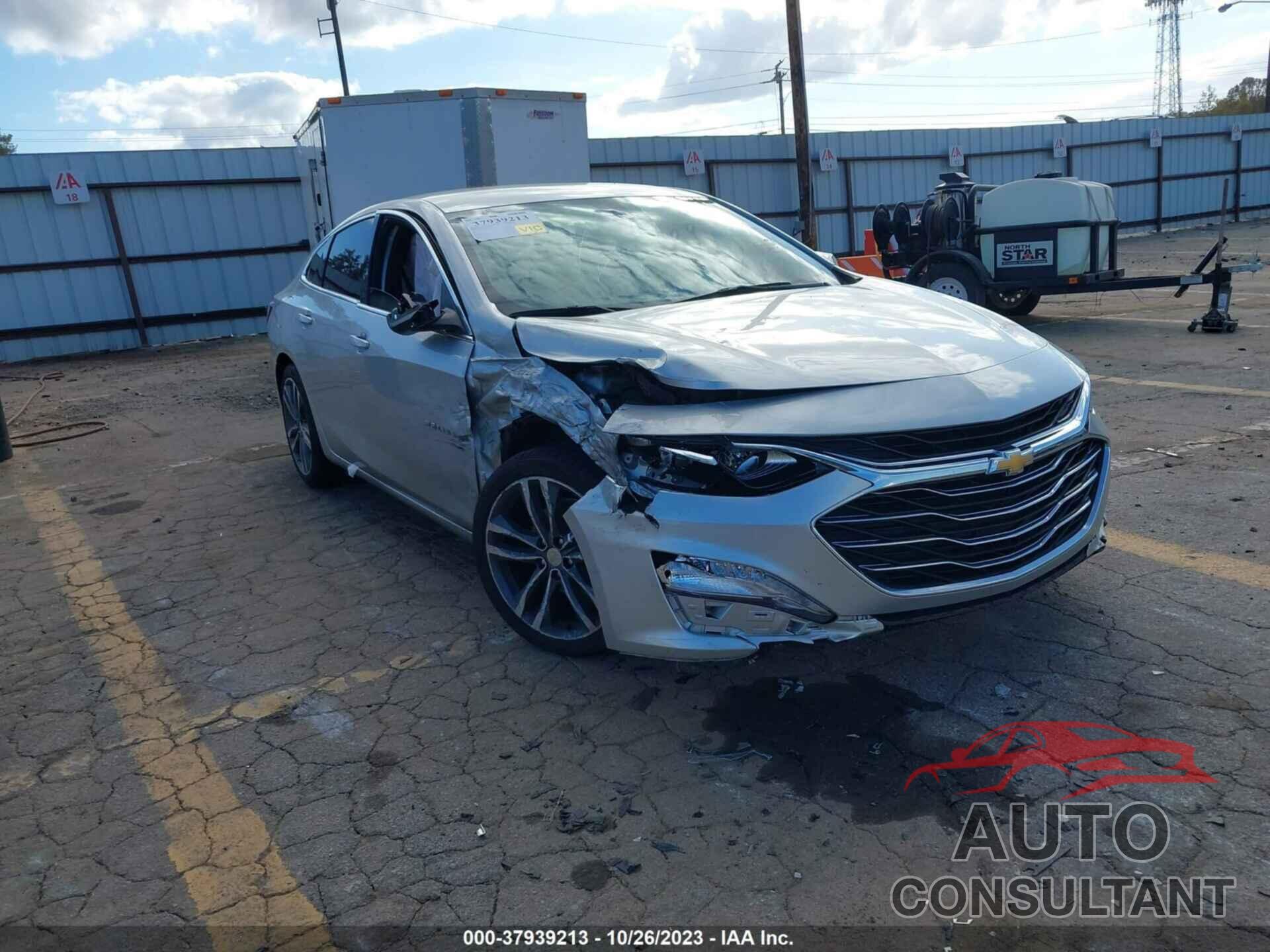 CHEVROLET MALIBU 2021 - 1G1ZD5ST4MF031568