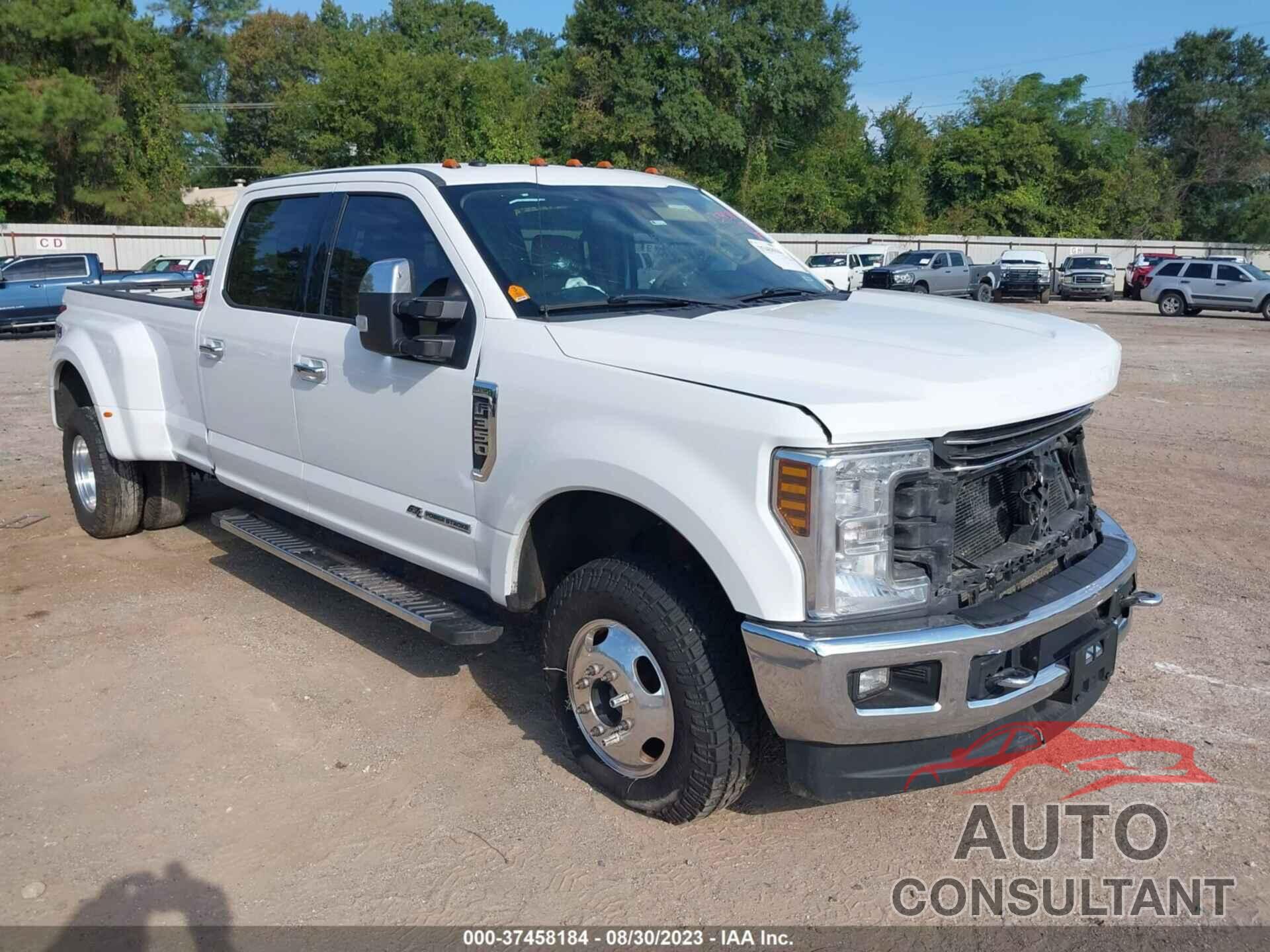 FORD F-350 2018 - 1FT8W3DT6JEC17130