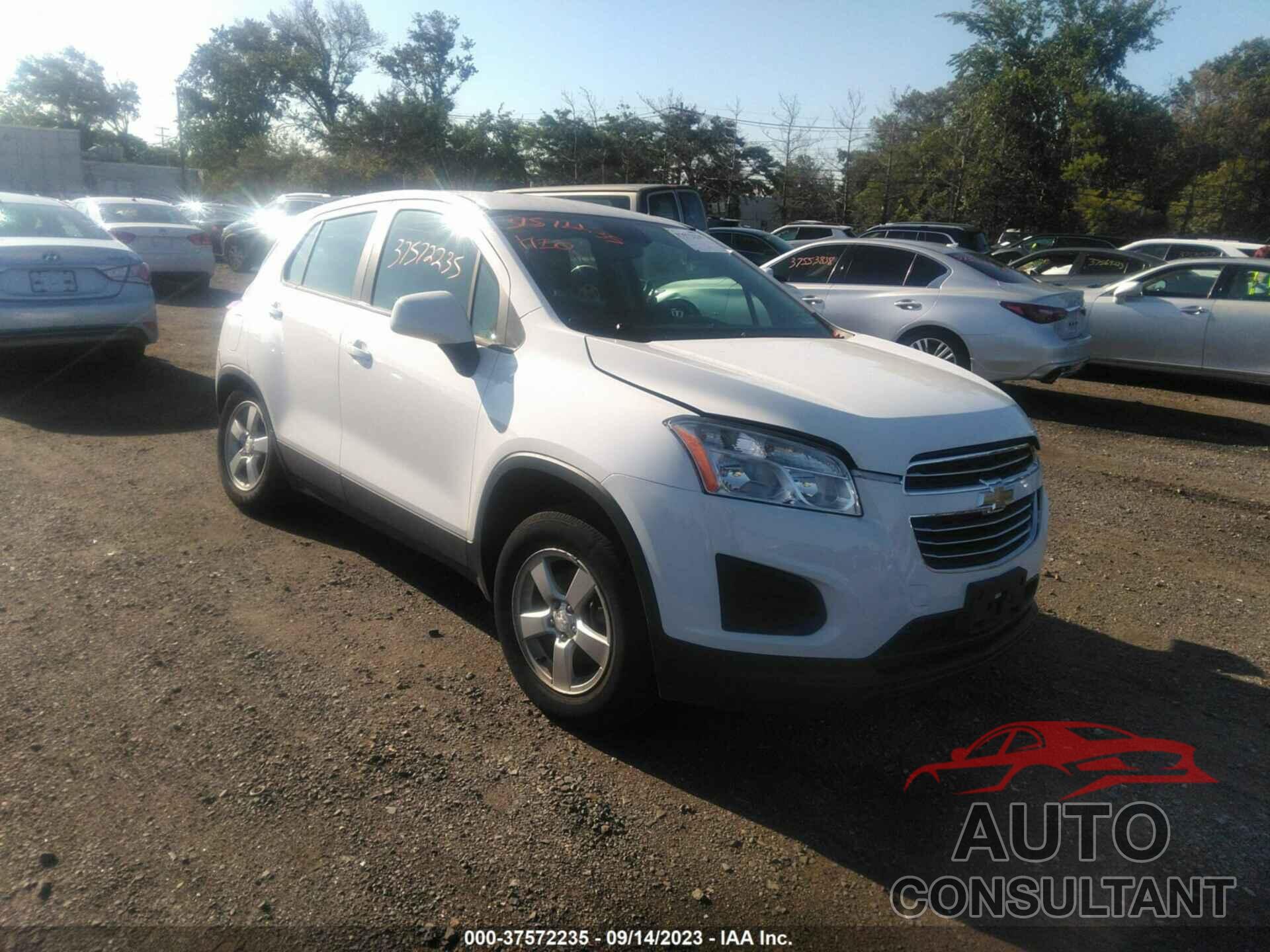 CHEVROLET TRAX 2016 - 3GNCJNSB8GL263928