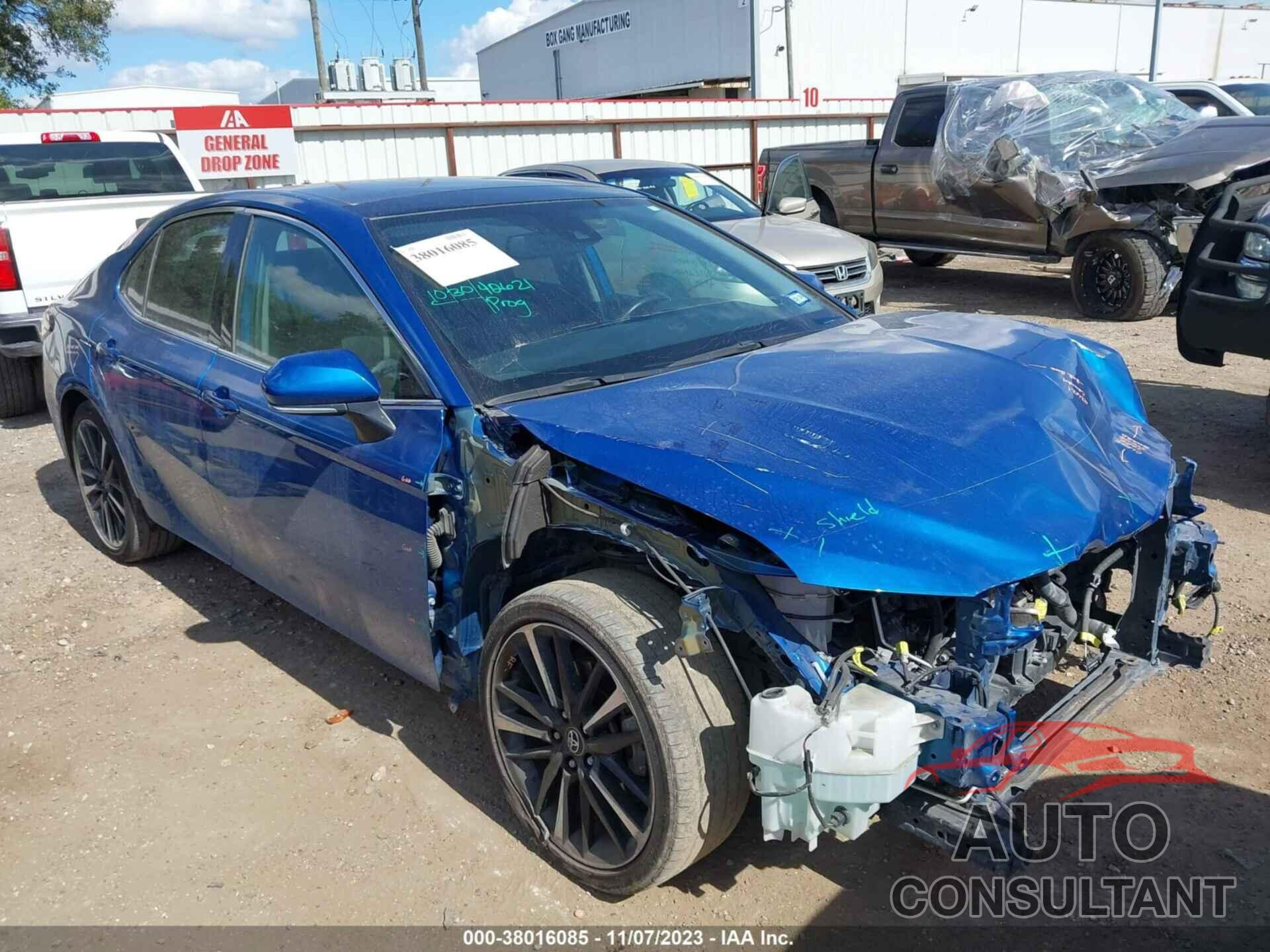 TOYOTA CAMRY 2019 - 4T1B61HK7KU180457