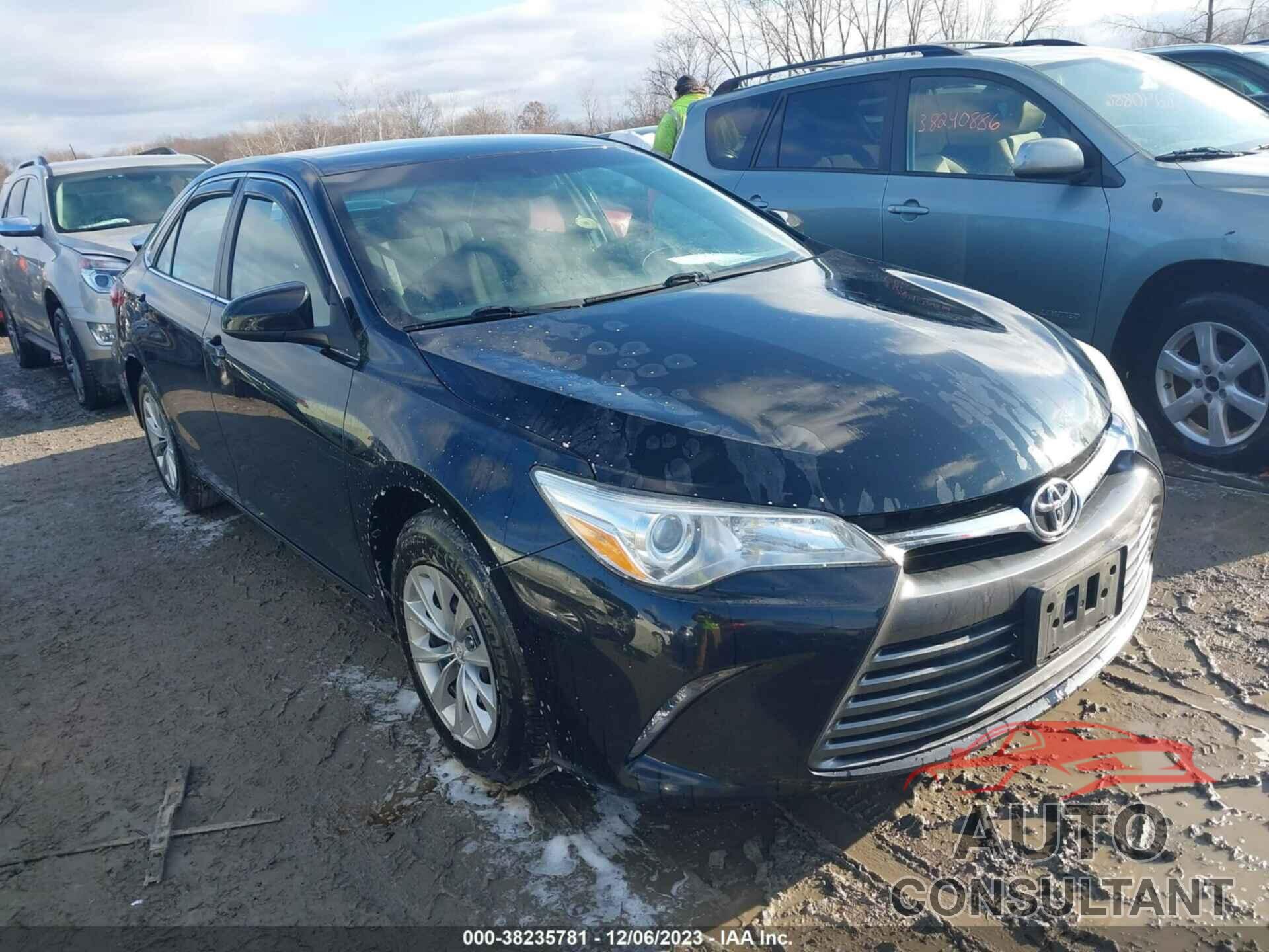 TOYOTA CAMRY 2016 - 4T4BF1FK7GR561516