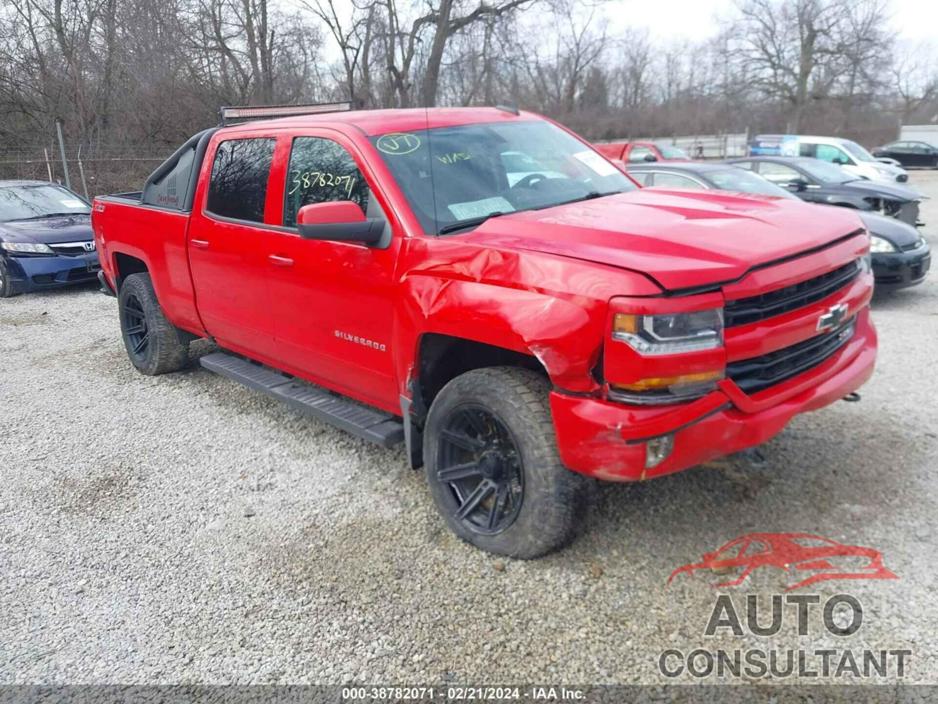 CHEVROLET SILVERADO 1500 2017 - 1GCUKREC7HF239685