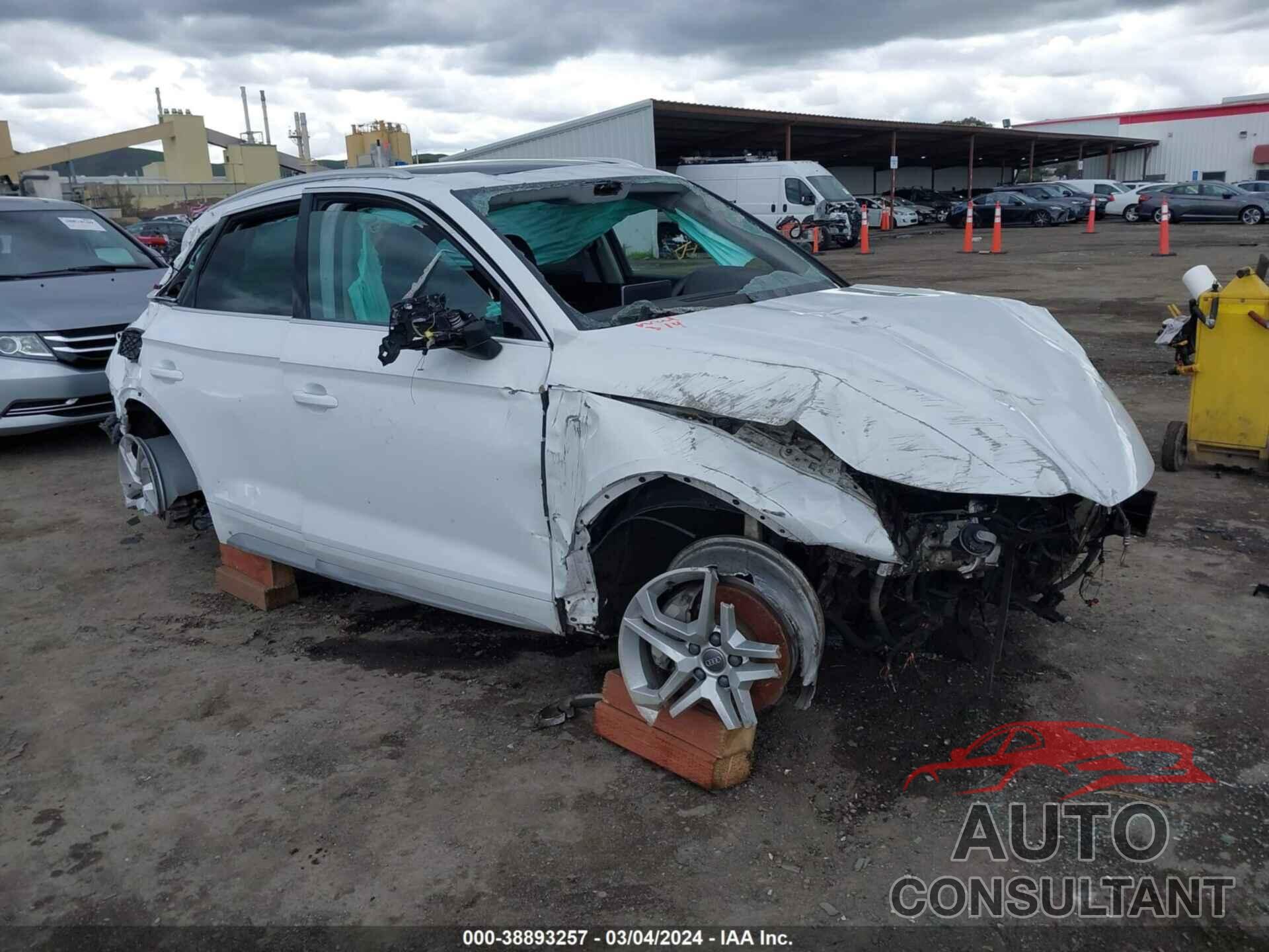 AUDI Q5 2018 - WA1BNAFY1J2022599