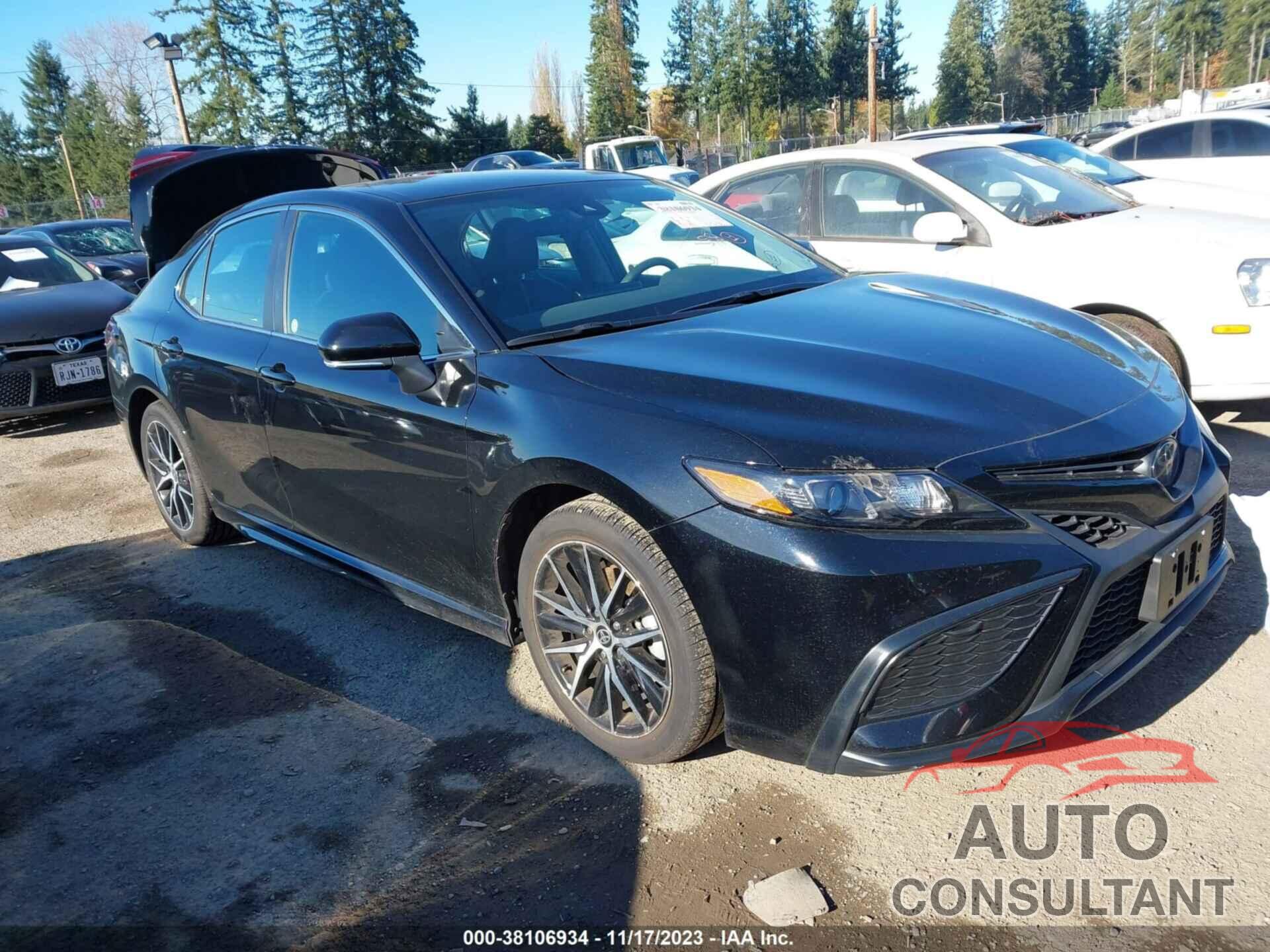 TOYOTA CAMRY 2023 - 4T1G11AK2PU803411