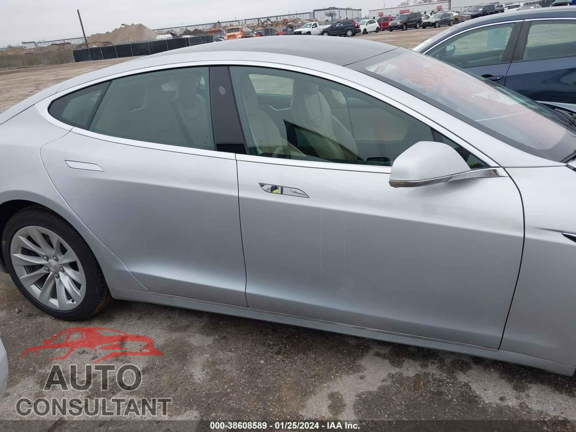 TESLA MODEL S 2017 - 5YJSA1E16HF209012