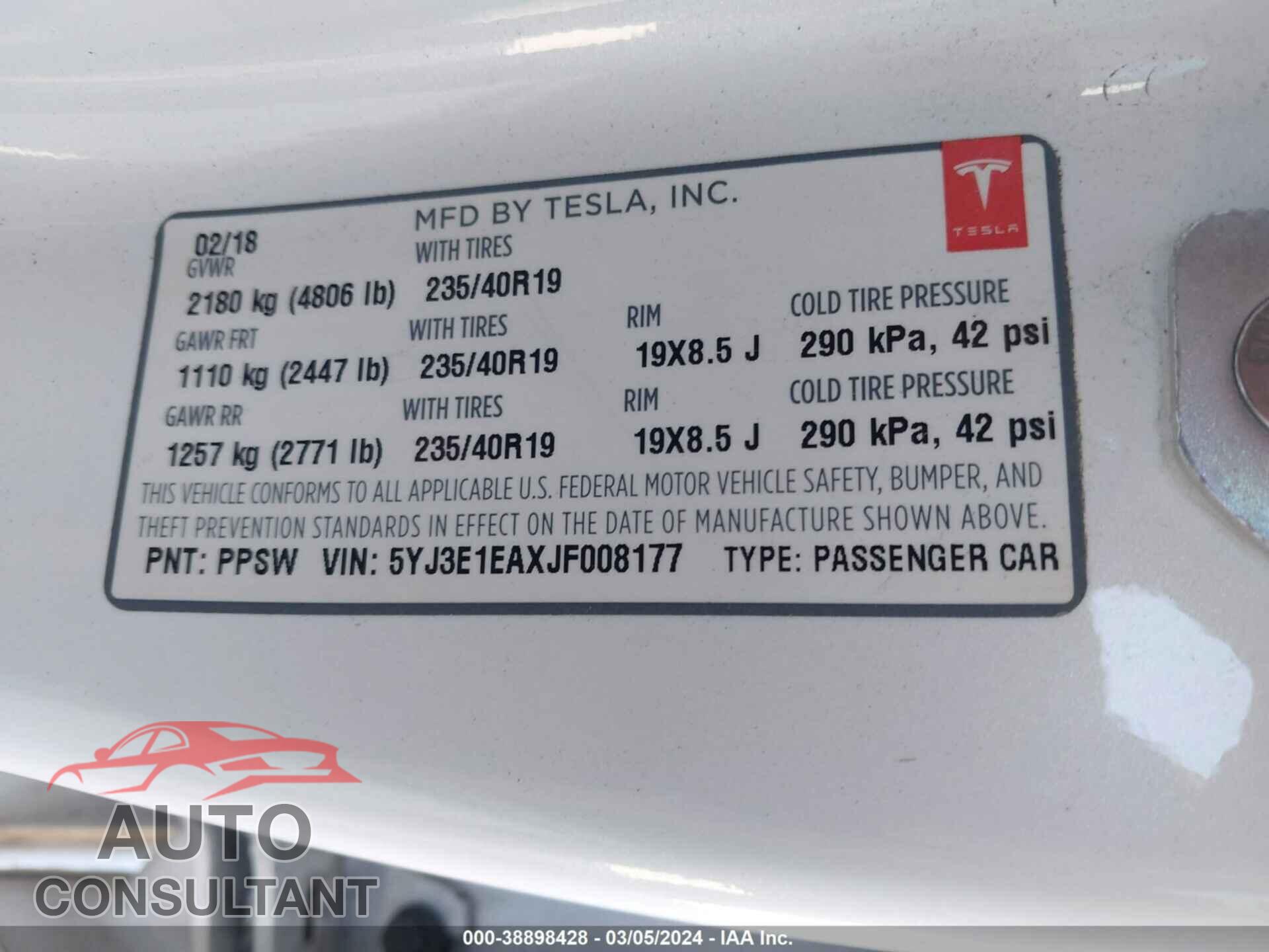 TESLA MODEL 3 2018 - 5YJ3E1EAXJF008177
