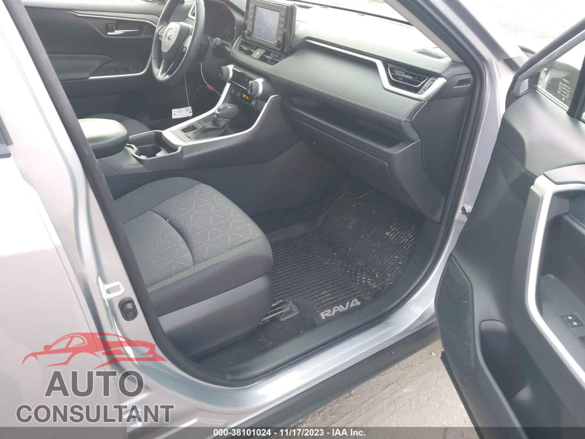 TOYOTA RAV4 2019 - JTMP1RFVXKD007164