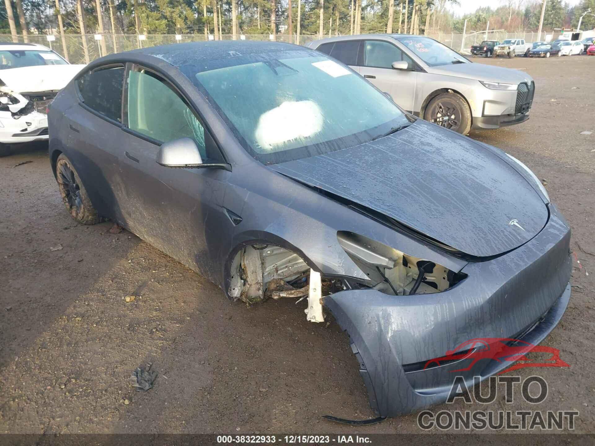 TESLA MODEL Y 2023 - 7SAYGDEF1PF927431
