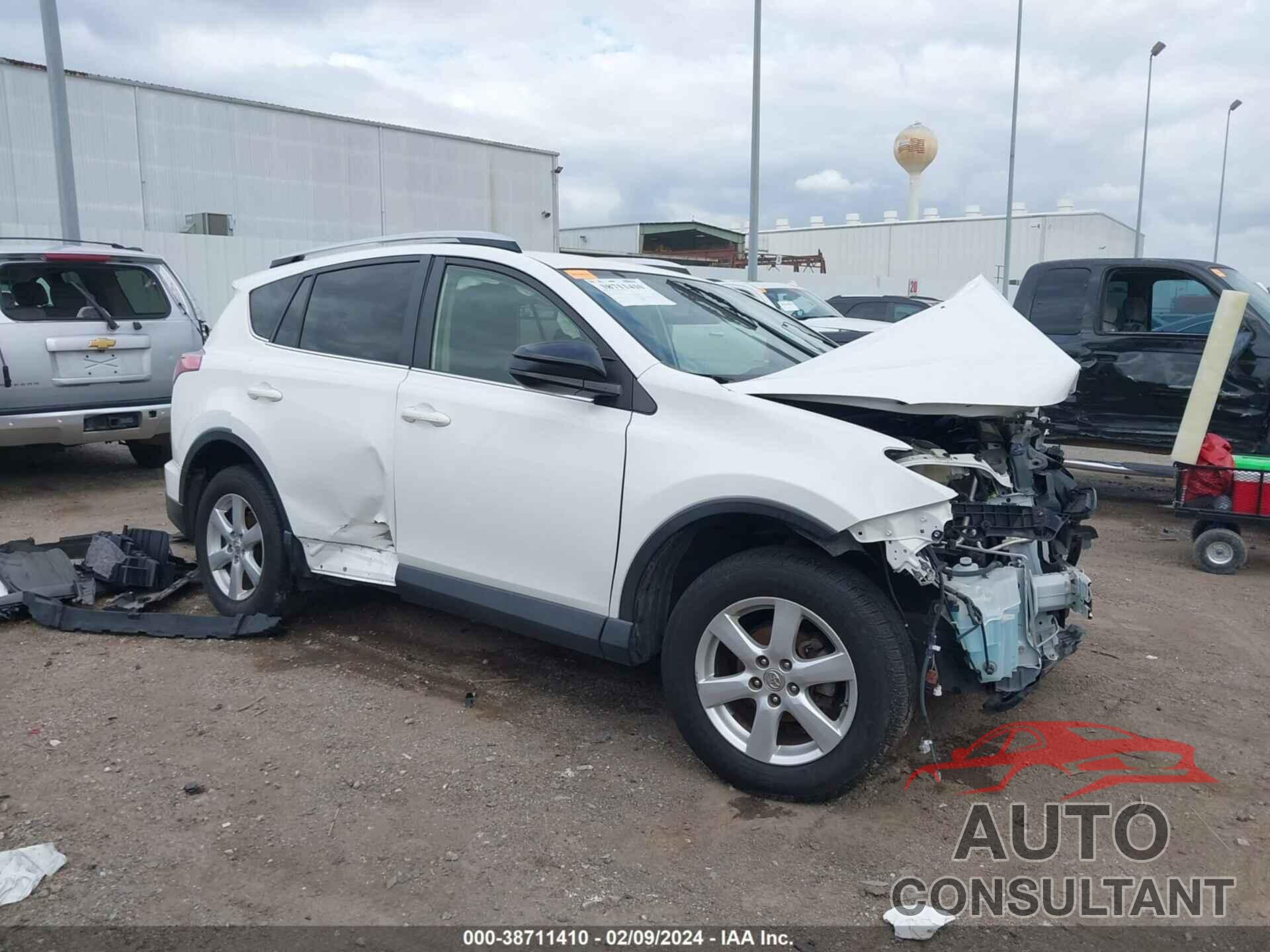 TOYOTA RAV4 2016 - JTMZFREV2GJ068884