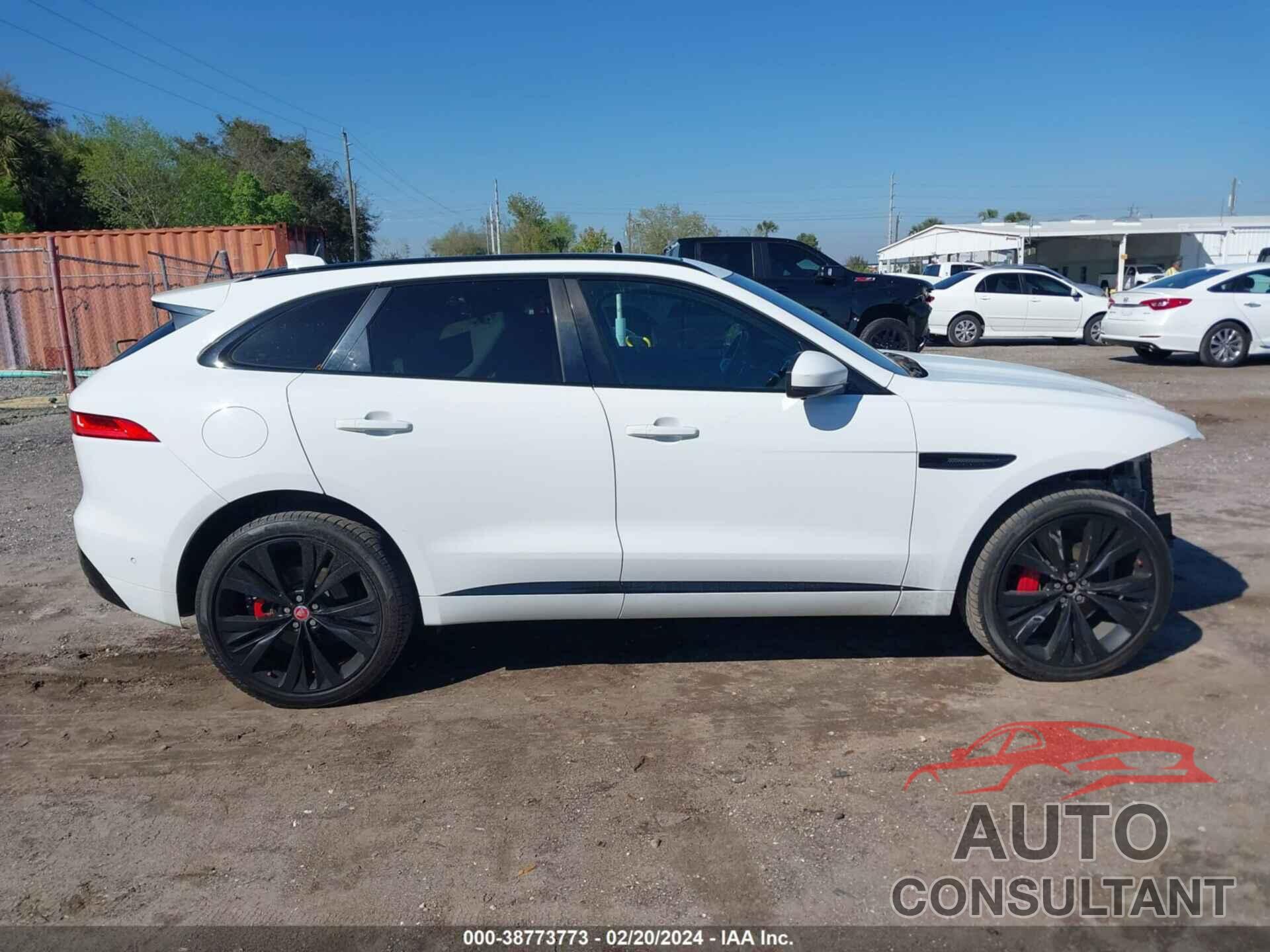 JAGUAR F-PACE 2018 - SADCM2FV7JA281875