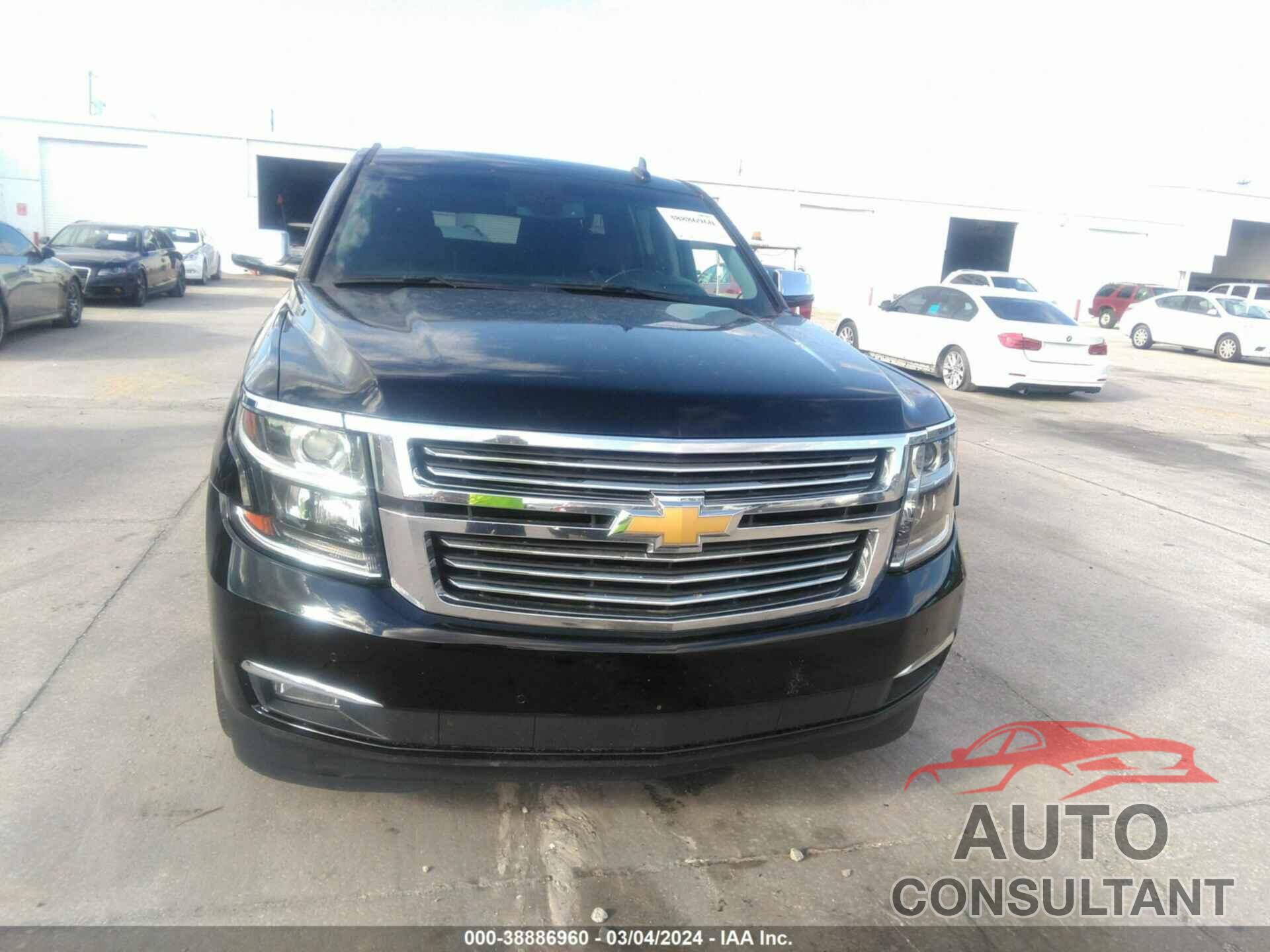 CHEVROLET SUBURBAN 2019 - 1GNSKJKJ9KR201562