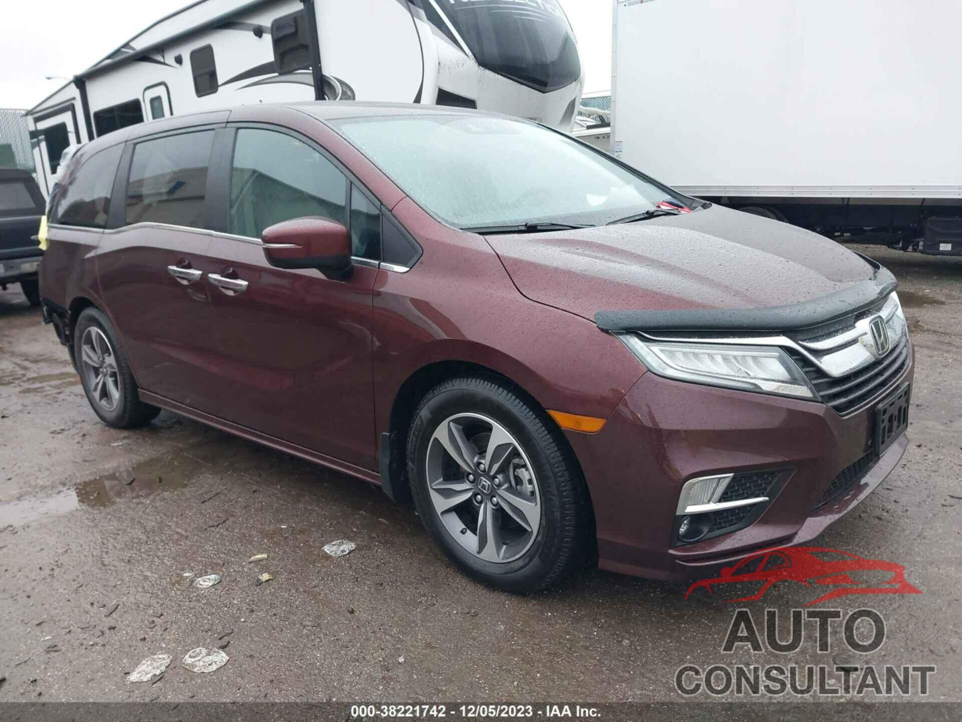 HONDA ODYSSEY 2018 - 5FNRL6H86JB000650