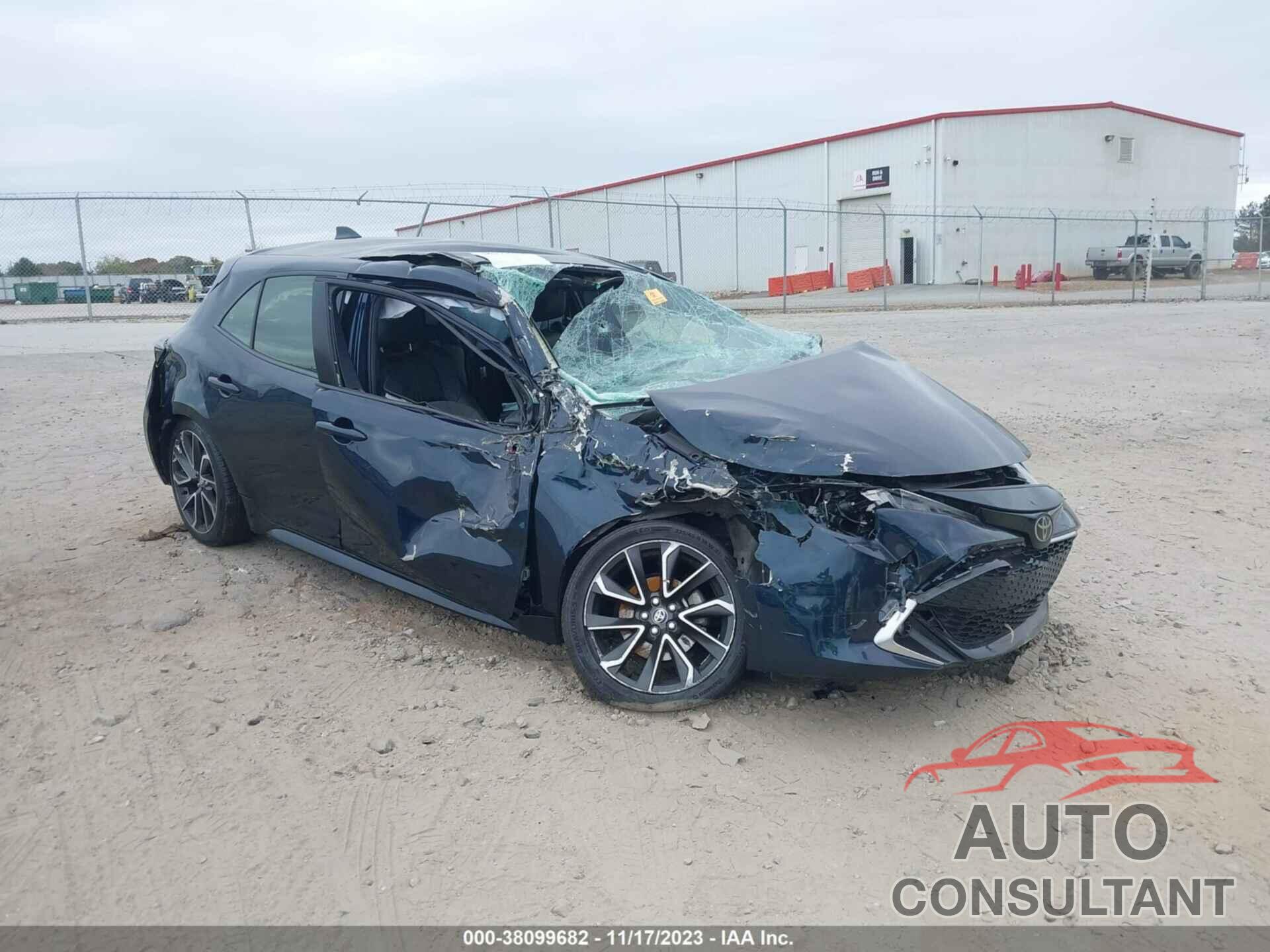 TOYOTA COROLLA 2019 - JTNK4RBE6K3038615