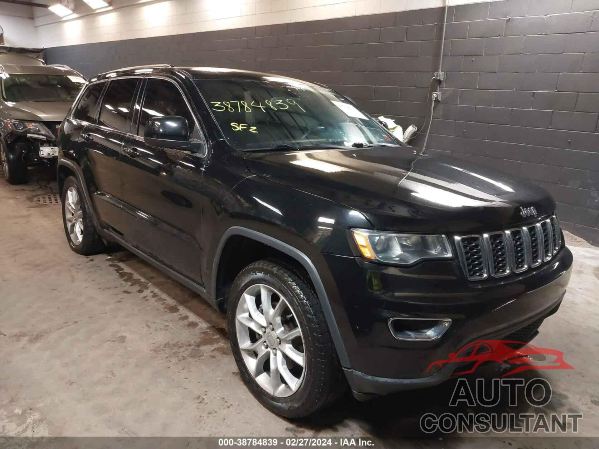 JEEP GRAND CHEROKEE 2018 - 1C4RJEAG5JC339219