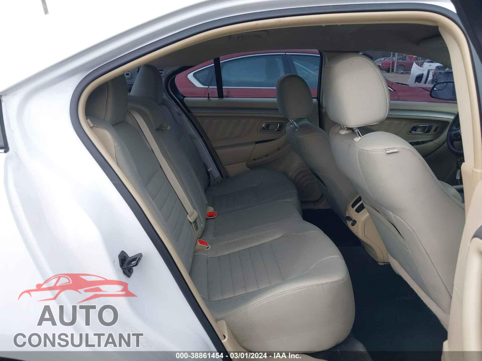 FORD TAURUS 2016 - 1FAHP2D82GG109237