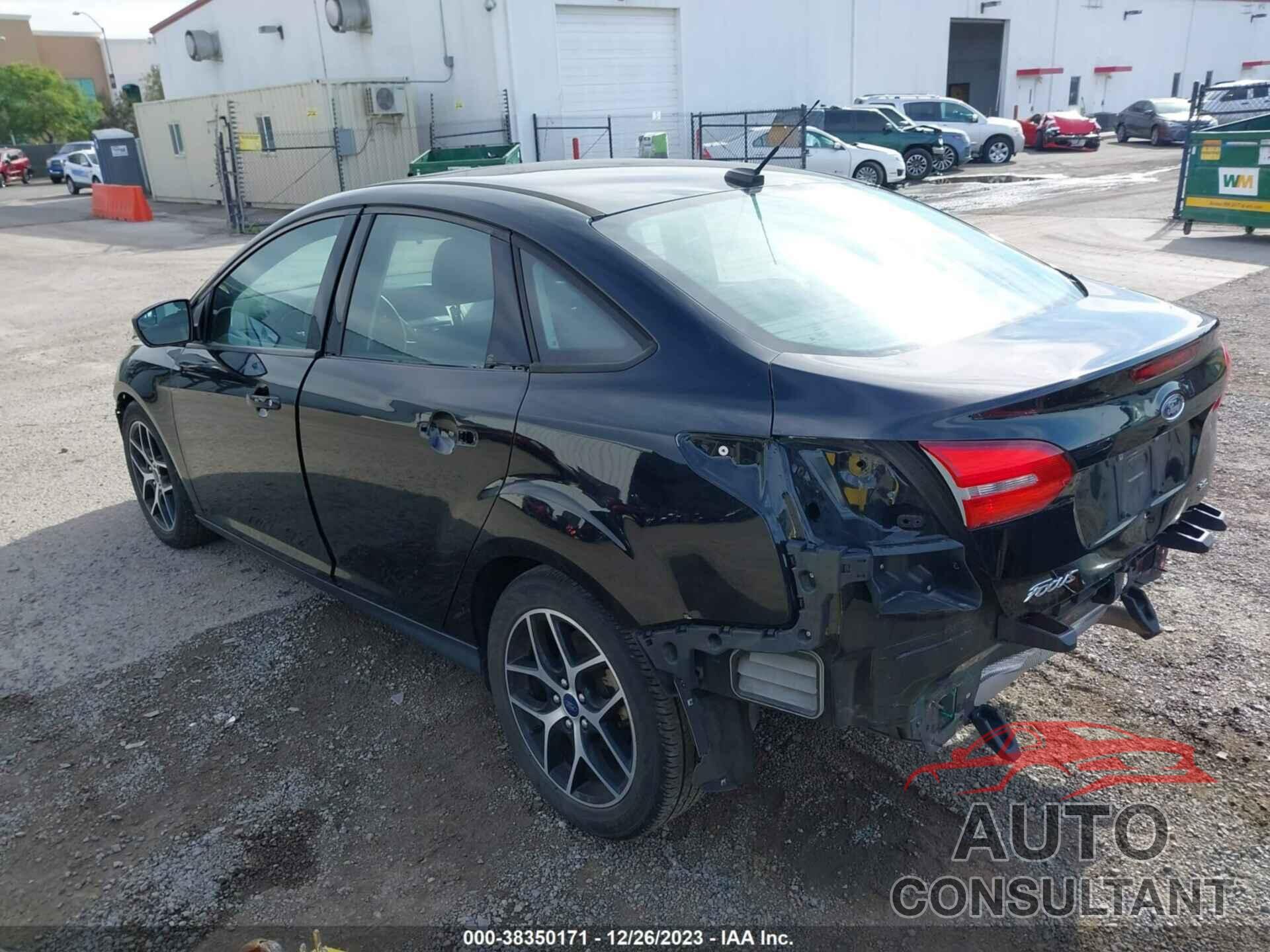 FORD FOCUS 2018 - 1FADP3H25JL270660