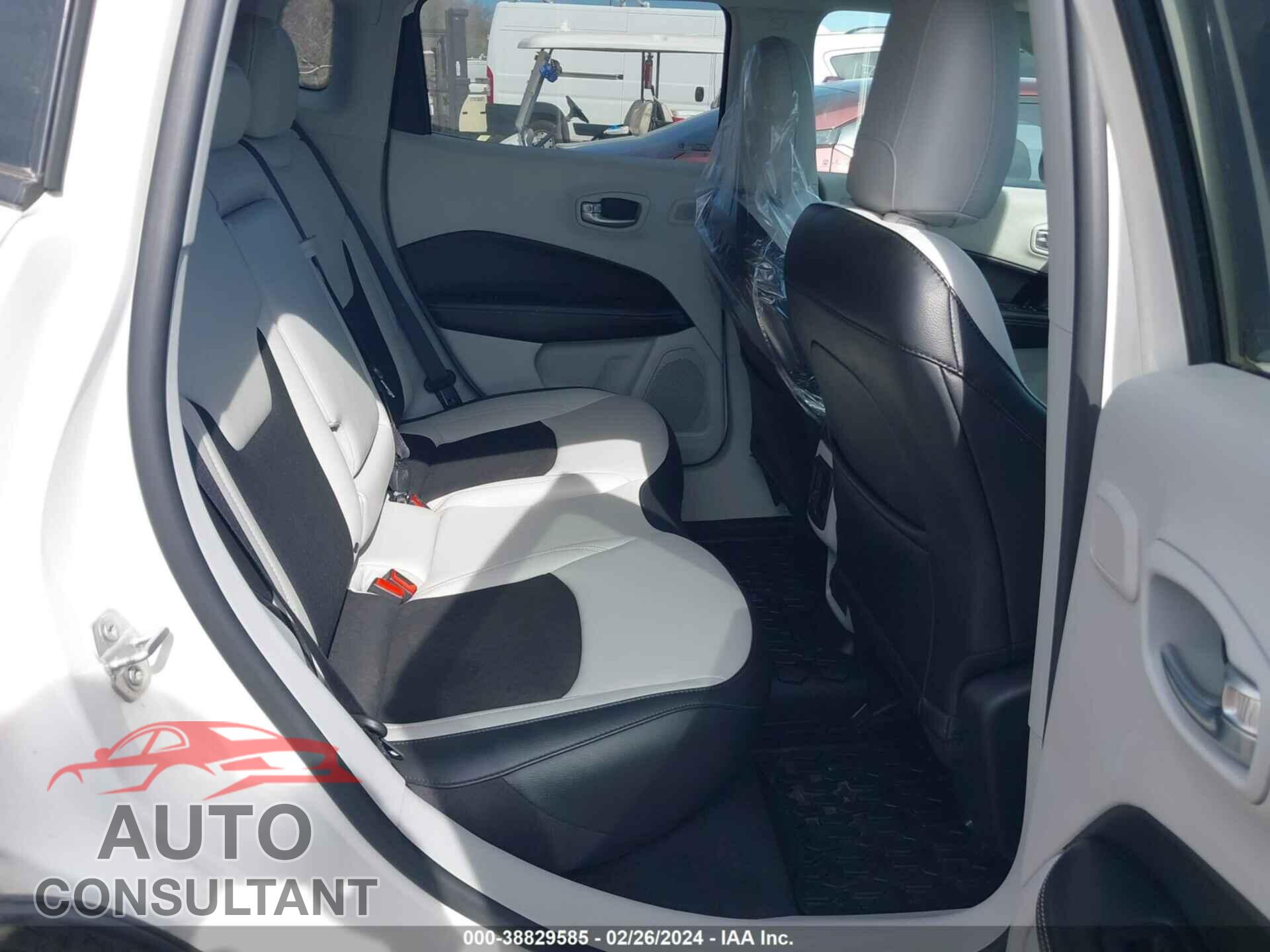JEEP COMPASS 2021 - 3C4NJDBB7MT595706
