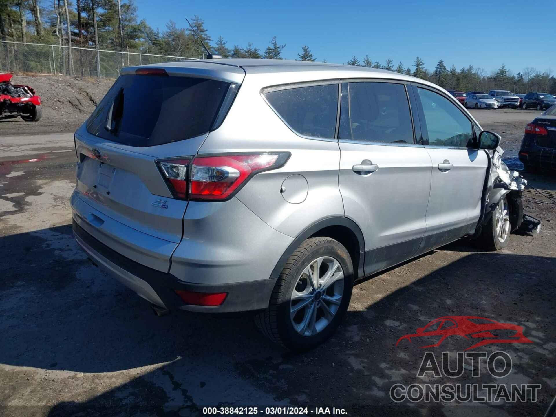 FORD ESCAPE 2017 - 1FMCU9GD4HUB55276