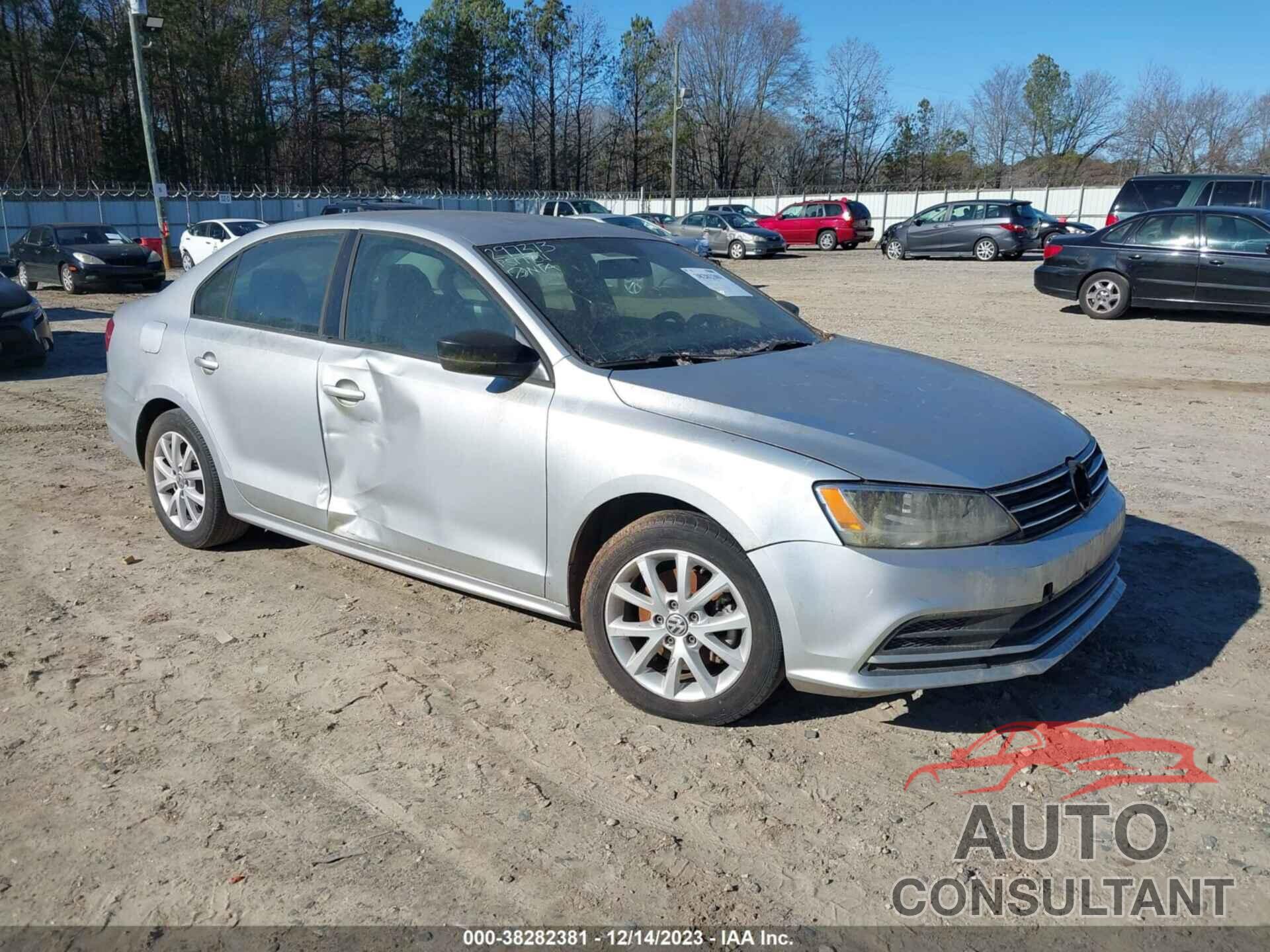 VOLKSWAGEN JETTA 2015 - 3VWD17AJ6FM297373