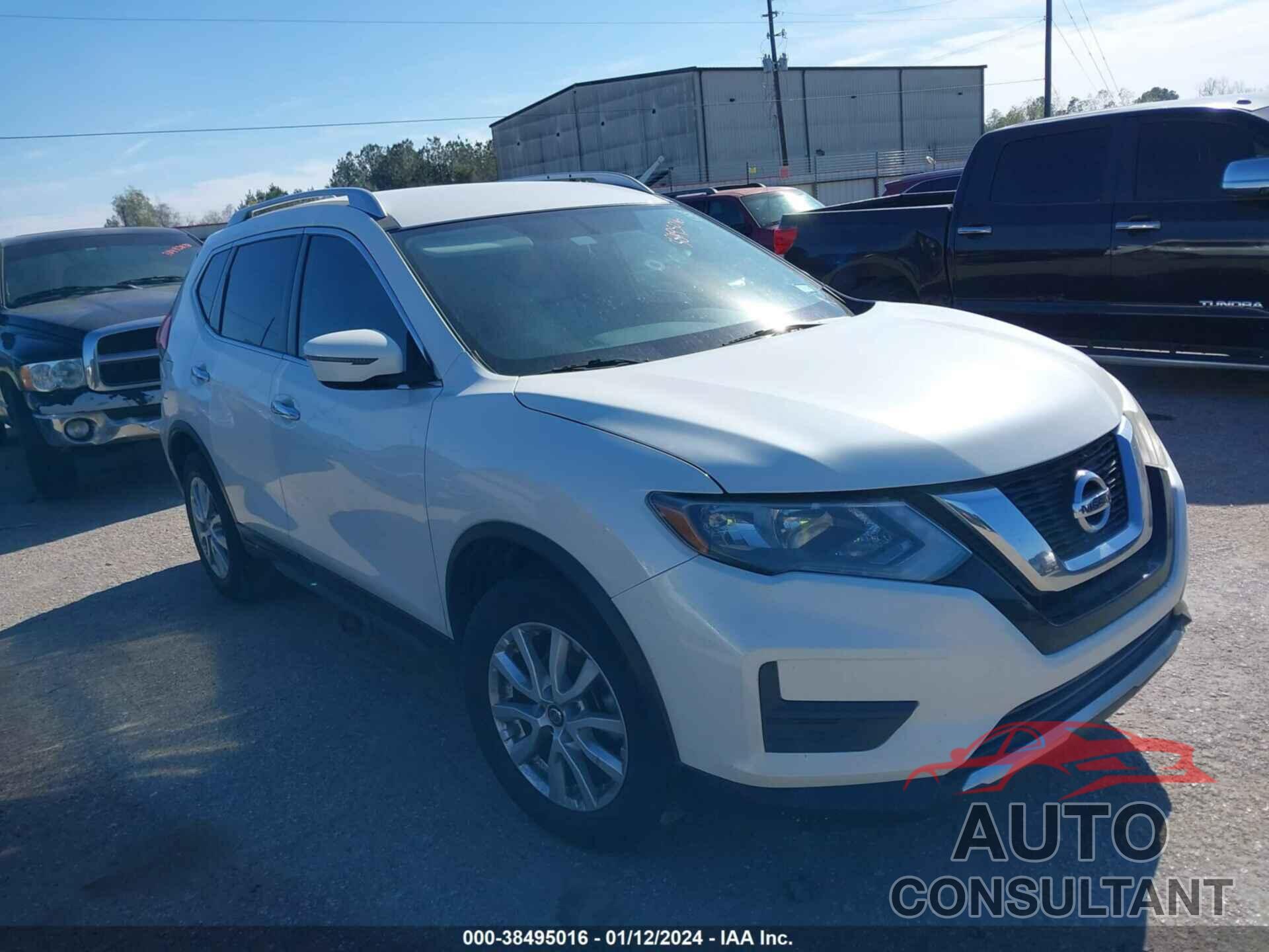 NISSAN ROGUE 2017 - JN8AT2MT5HW136021