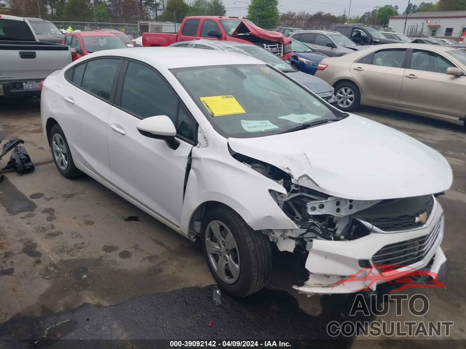 CHEVROLET CRUZE 2018 - 1G1BC5SM0J7236968