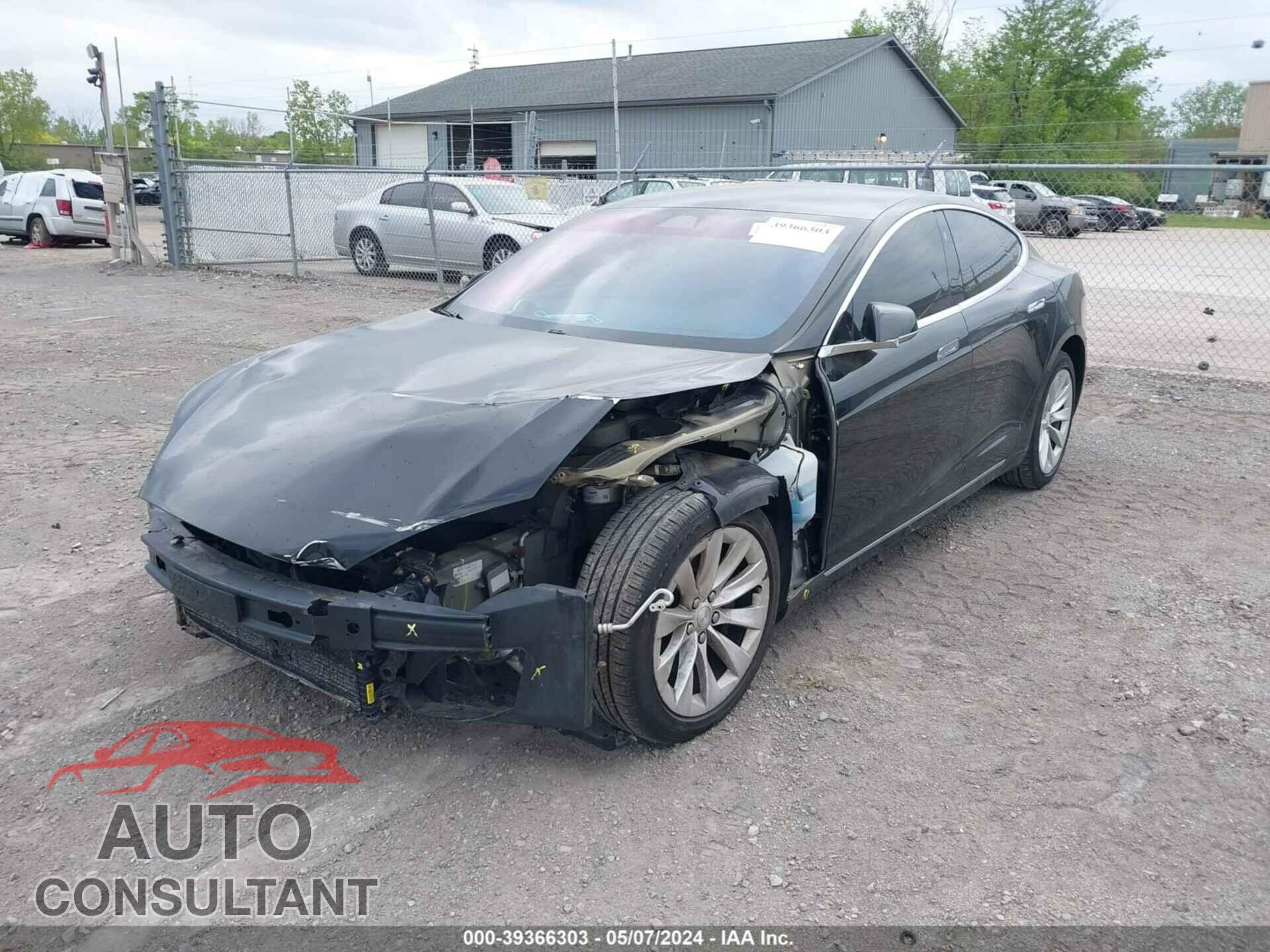 TESLA MODEL S 2018 - 5YJSA1E22JF277001