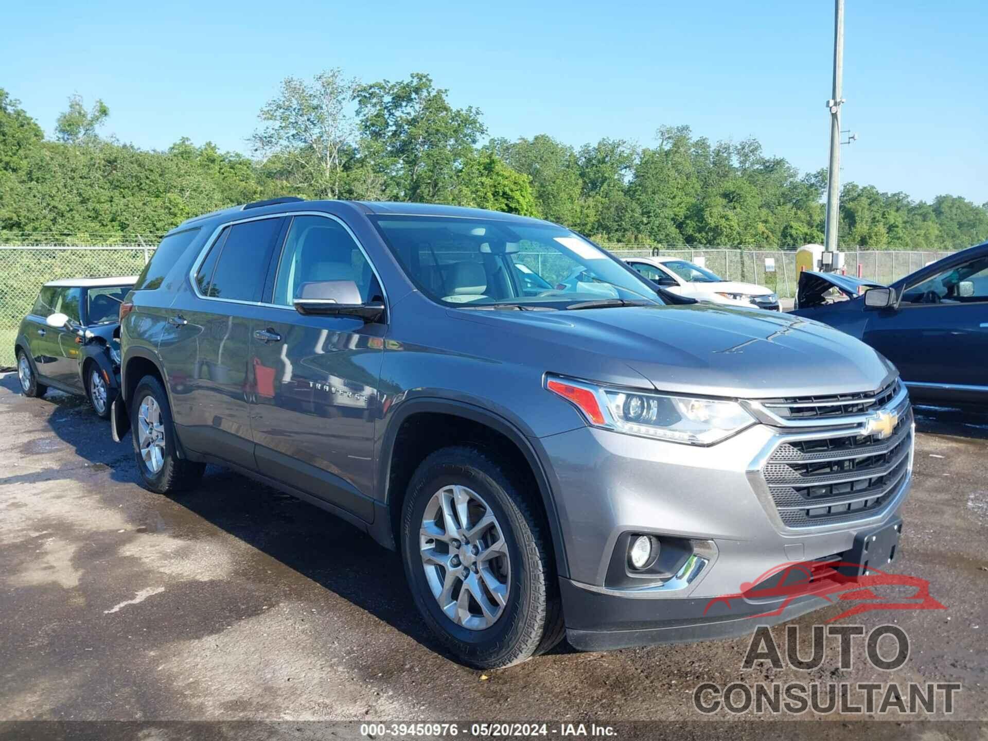 CHEVROLET TRAVERSE 2018 - 1GNERGKW9JJ206801