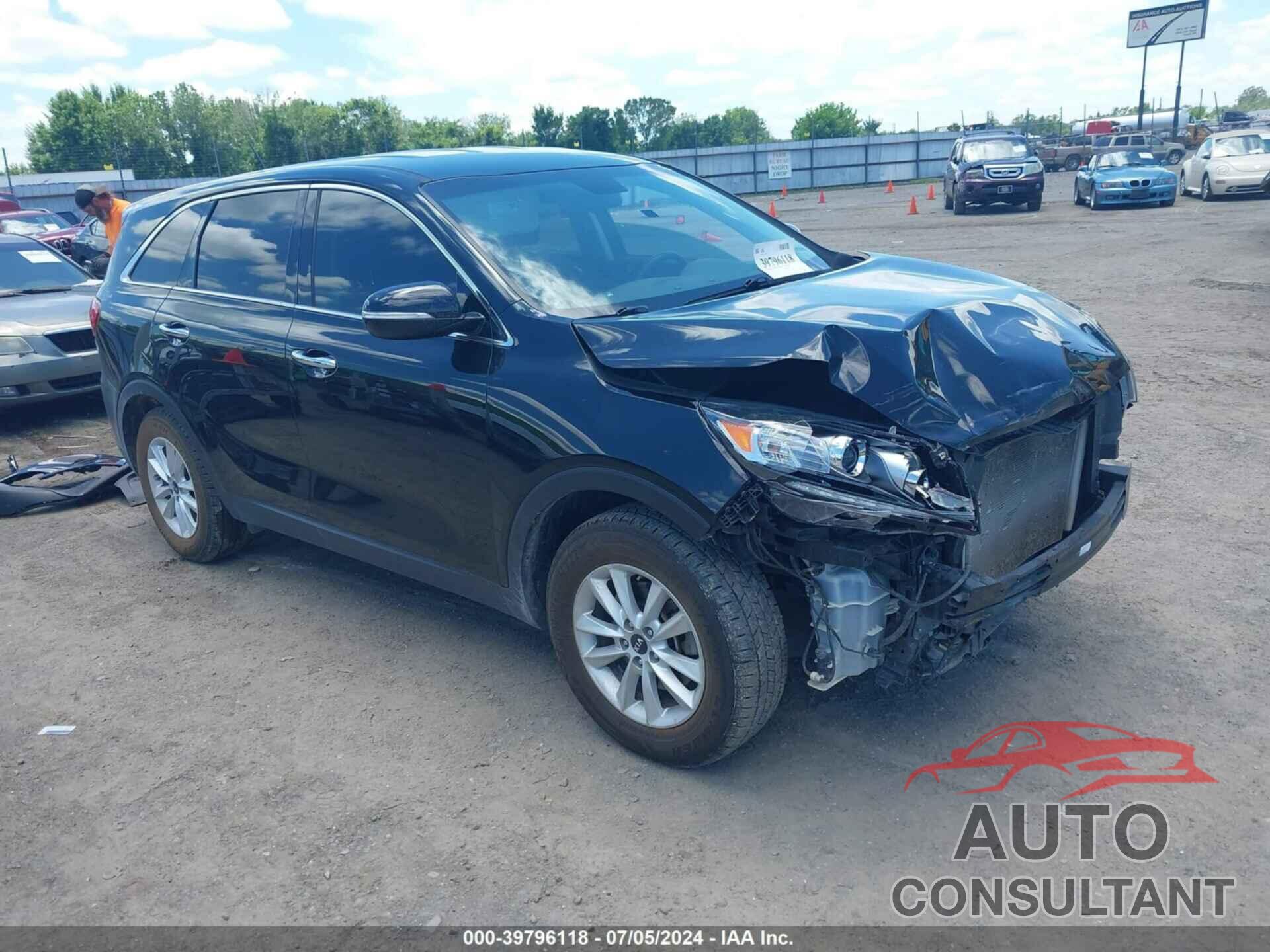 KIA SORENTO 2019 - 5XYPG4A34KG574964