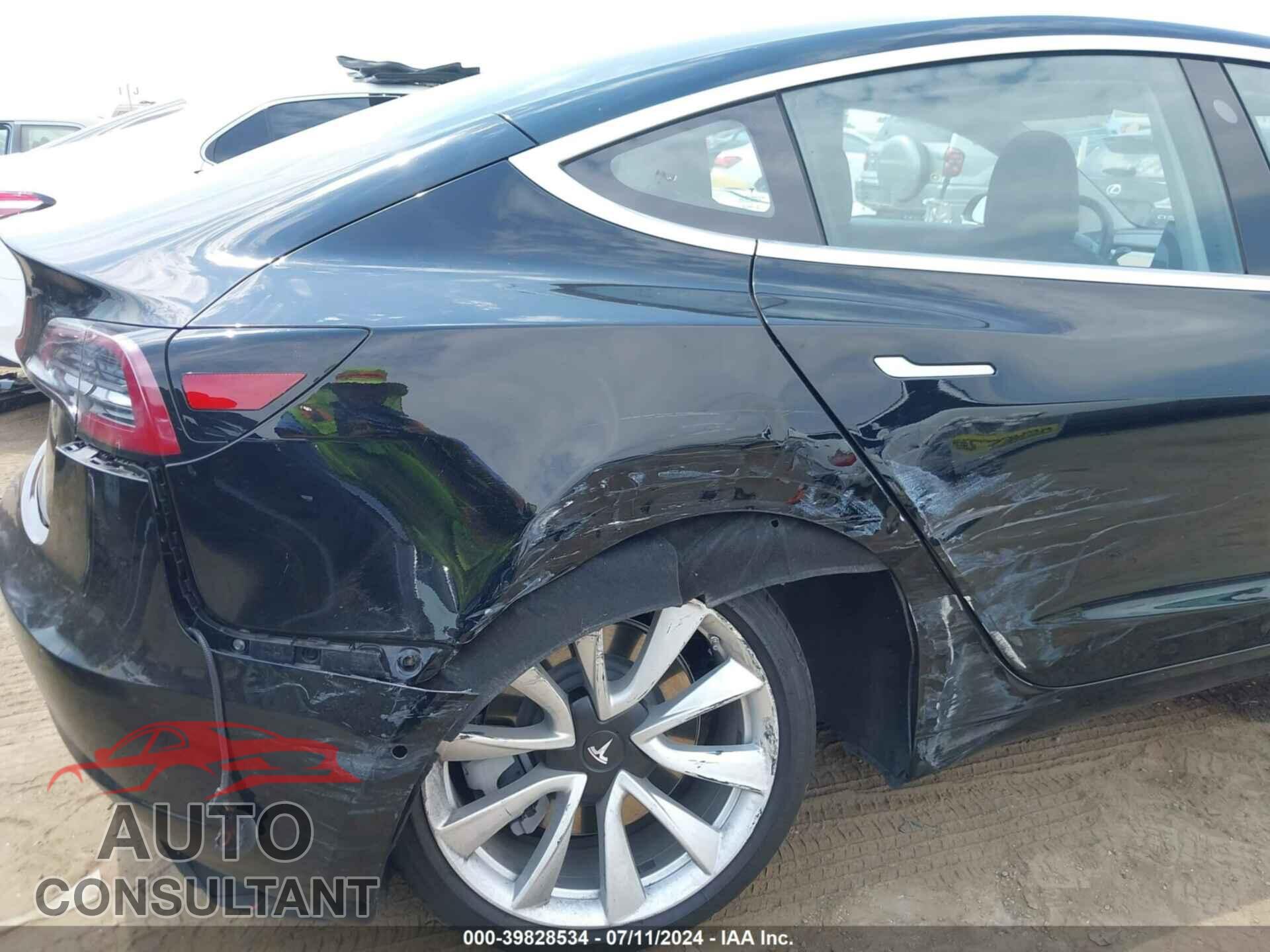 TESLA MODEL 3 2018 - 5YJ3E1EA5JF176065