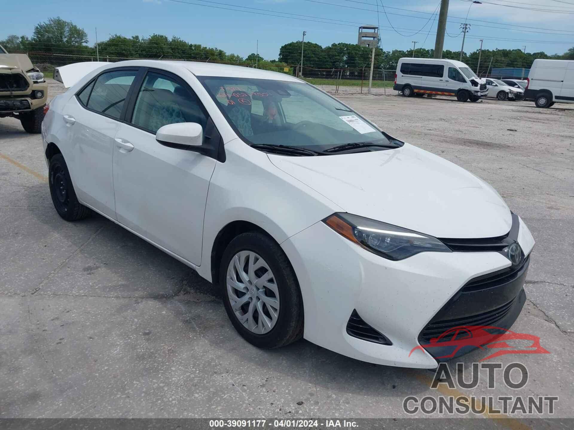 TOYOTA COROLLA 2018 - 5YFBURHE9JP802510