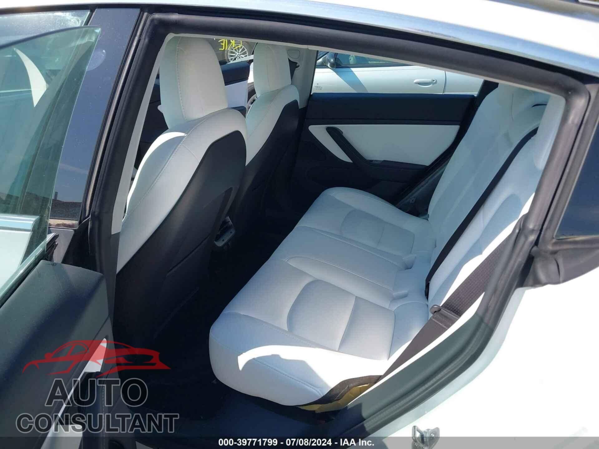 TESLA MODEL 3 2020 - 5YJ3E1EA3LF635015