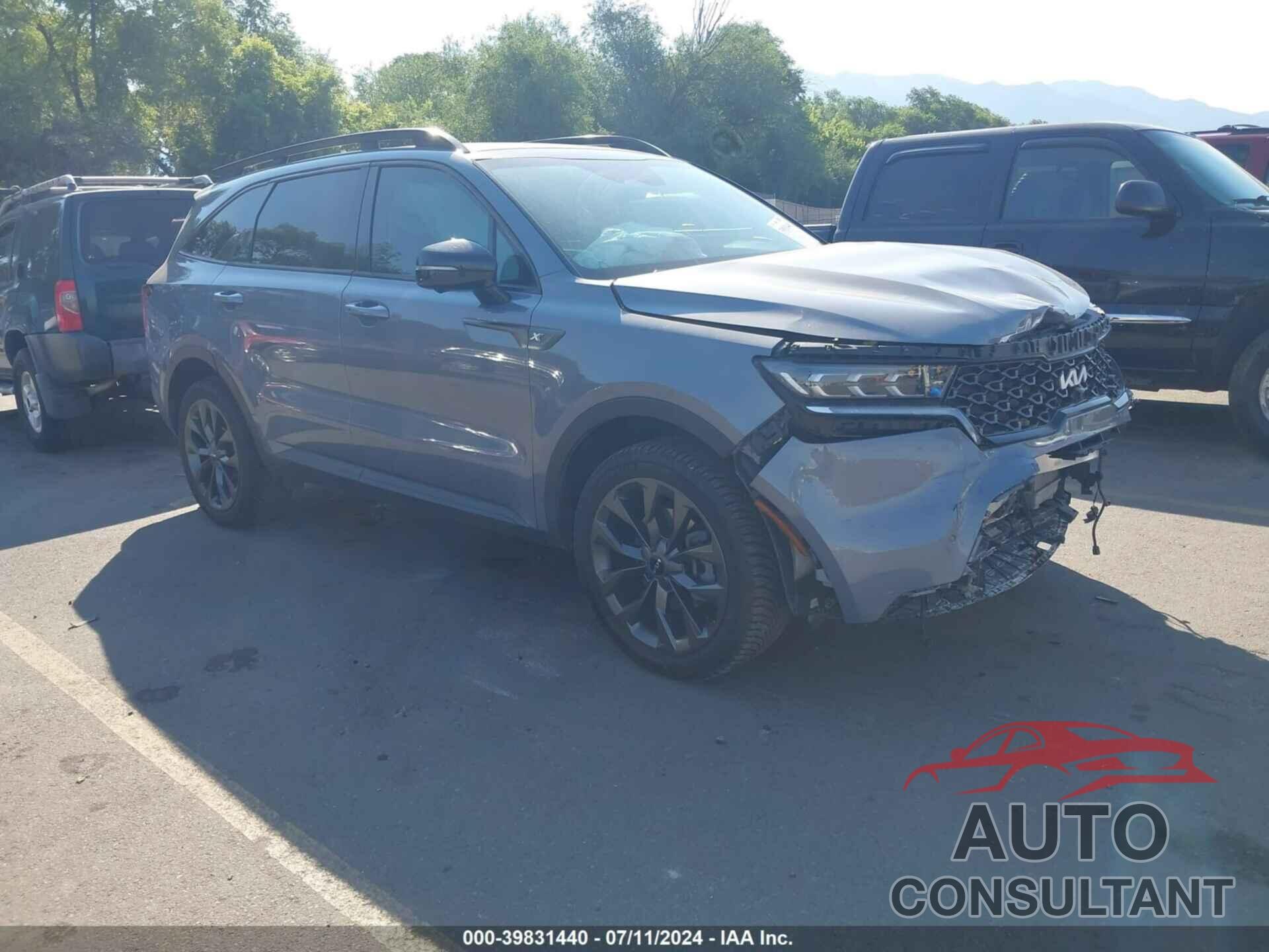 KIA SORENTO 2022 - 5XYRKDLF9NG090436
