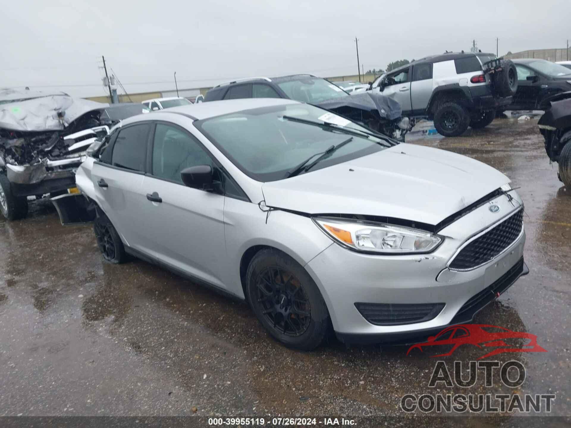 FORD FOCUS 2017 - 1FADP3E27HL257603