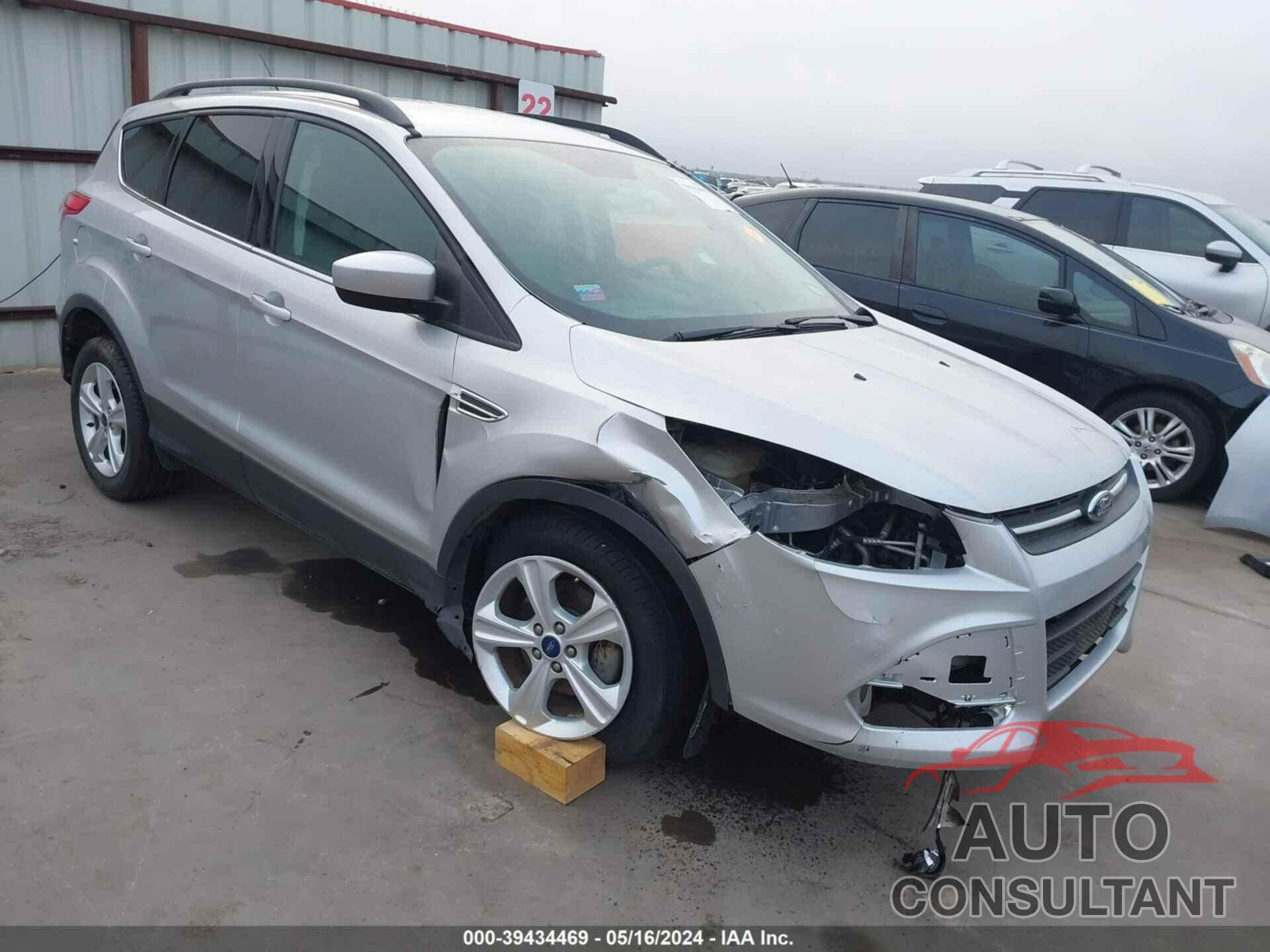 FORD ESCAPE 2016 - 1FMCU0GX9GUB36758